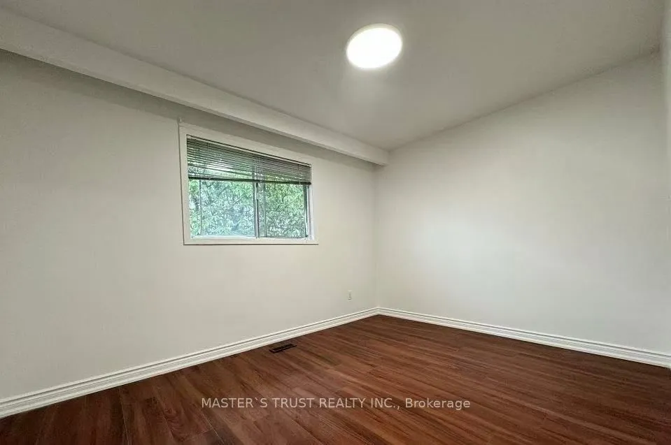25 Navaho Drive