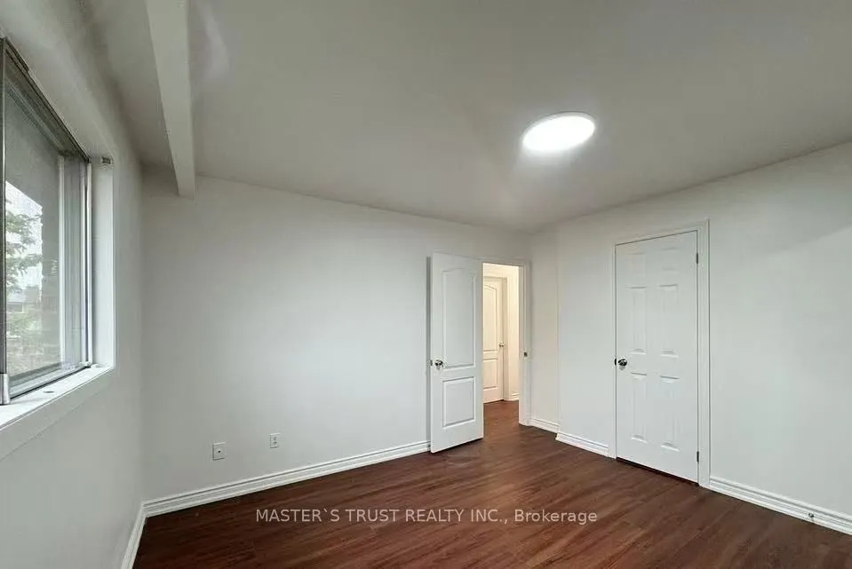 25 Navaho Drive