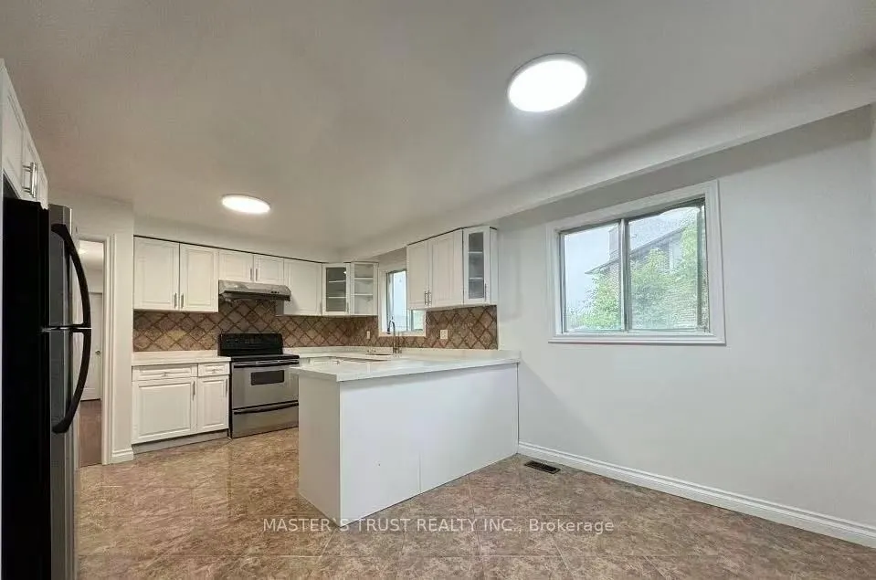 25 Navaho Drive