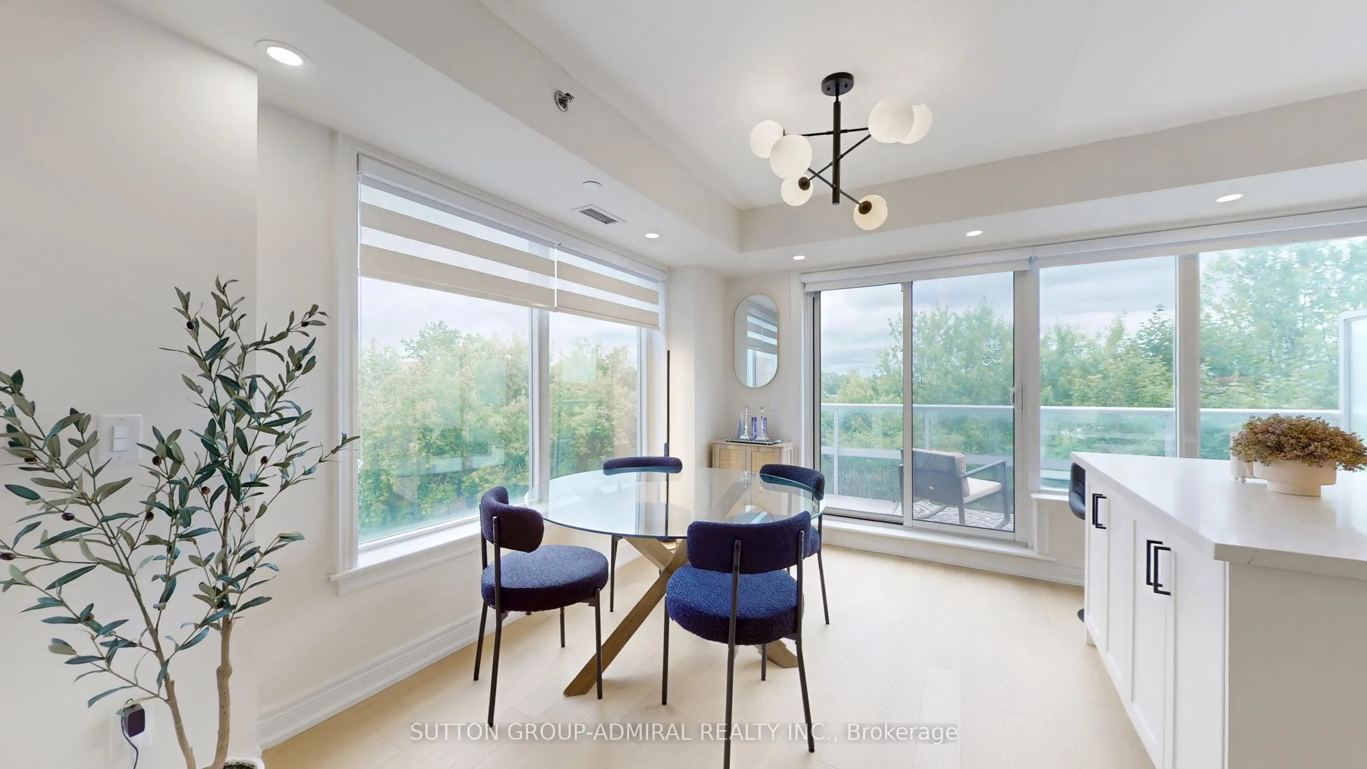 701 Sheppard Avenue W #415