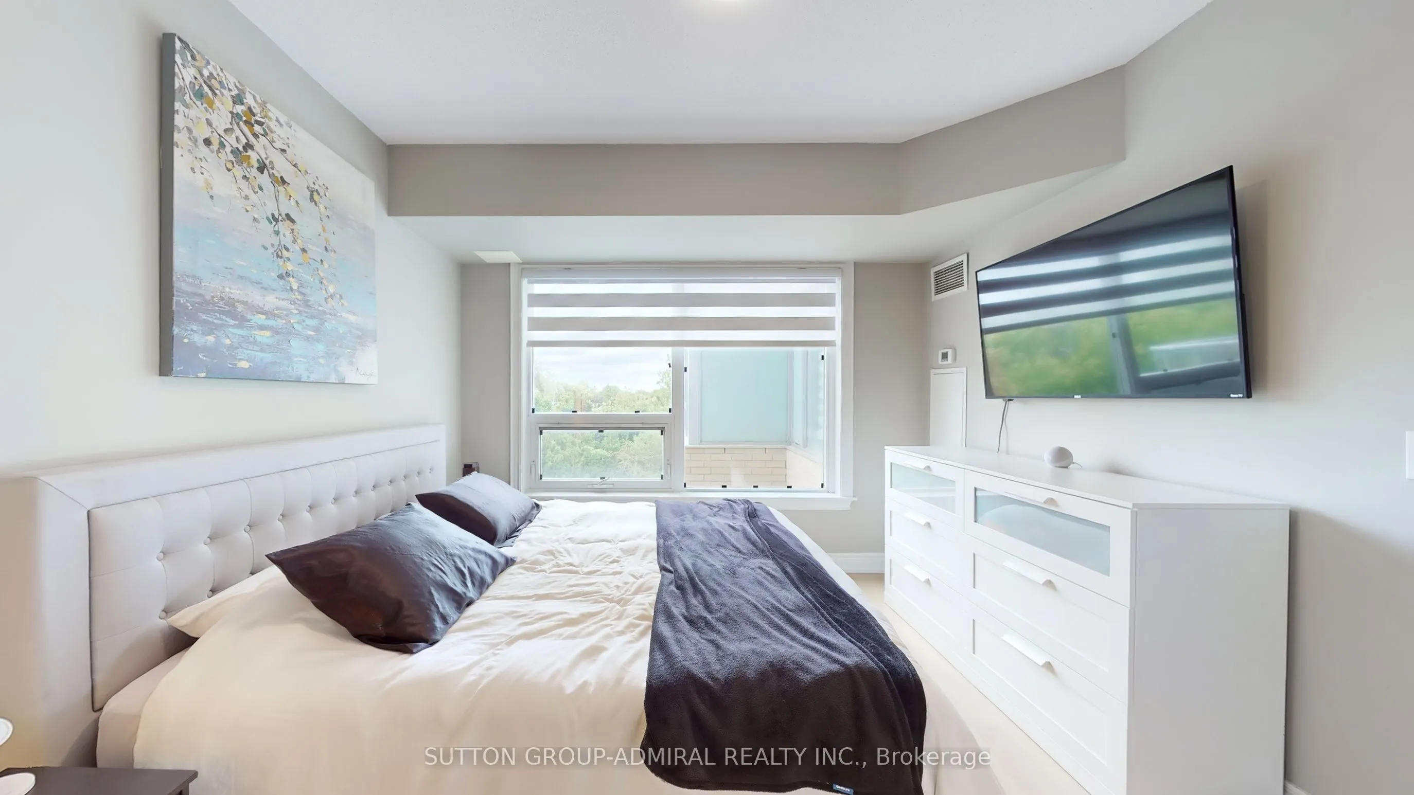 701 Sheppard Avenue W #415