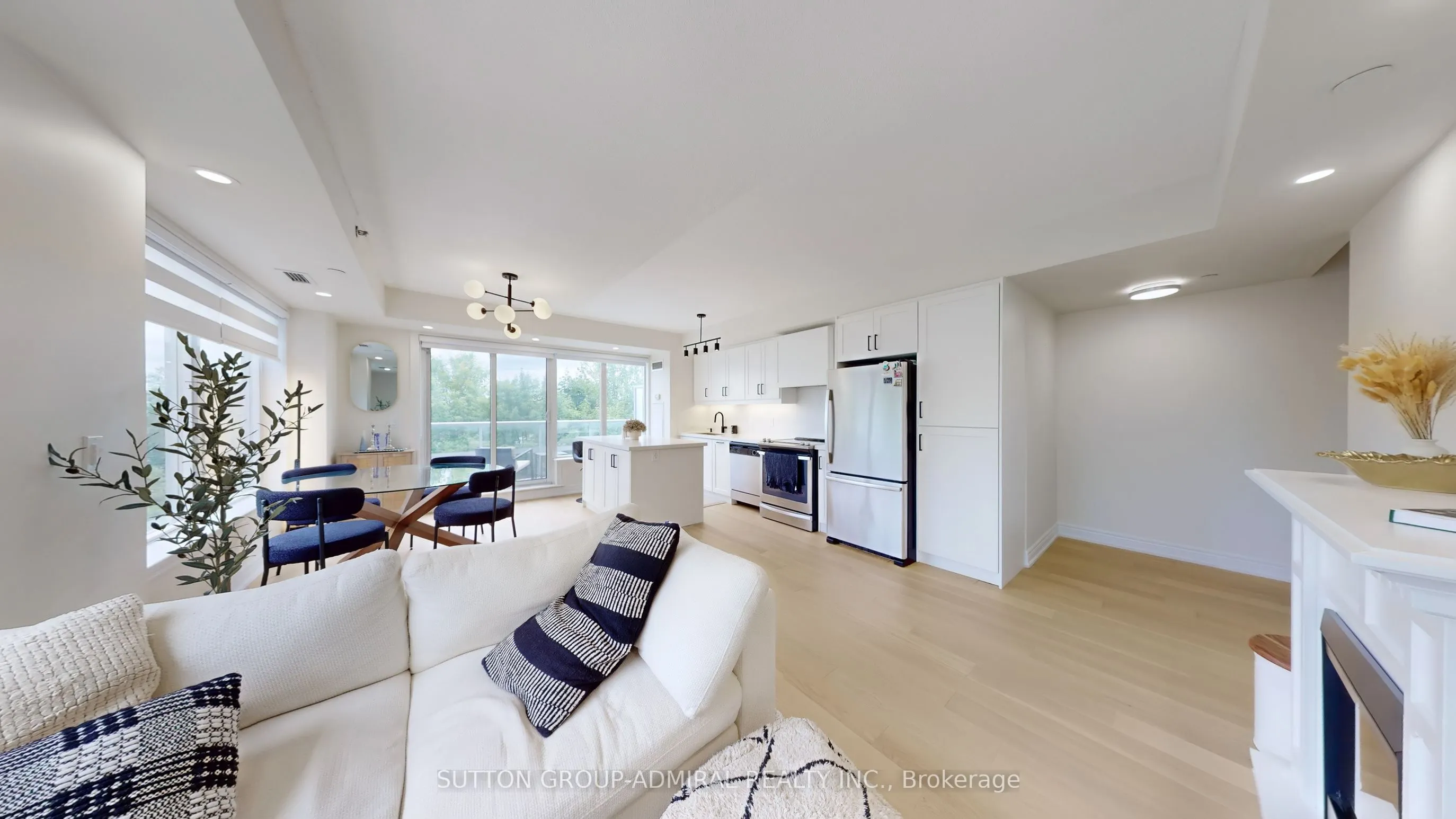 701 Sheppard Avenue W #415