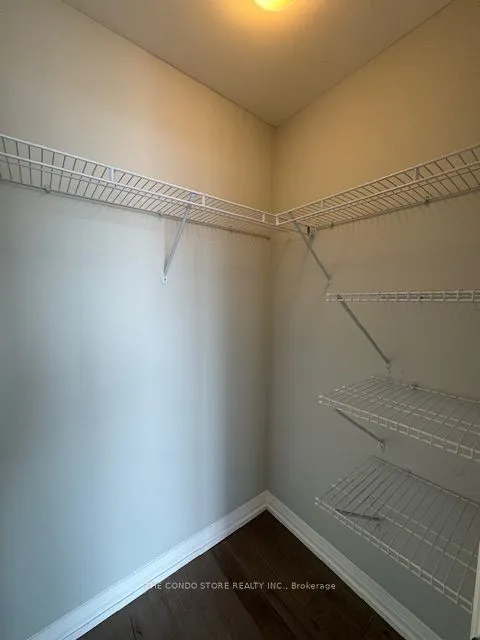 460 Adelaide Street E, #1911