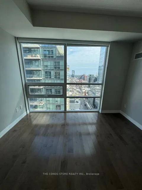 460 Adelaide Street E, #1911