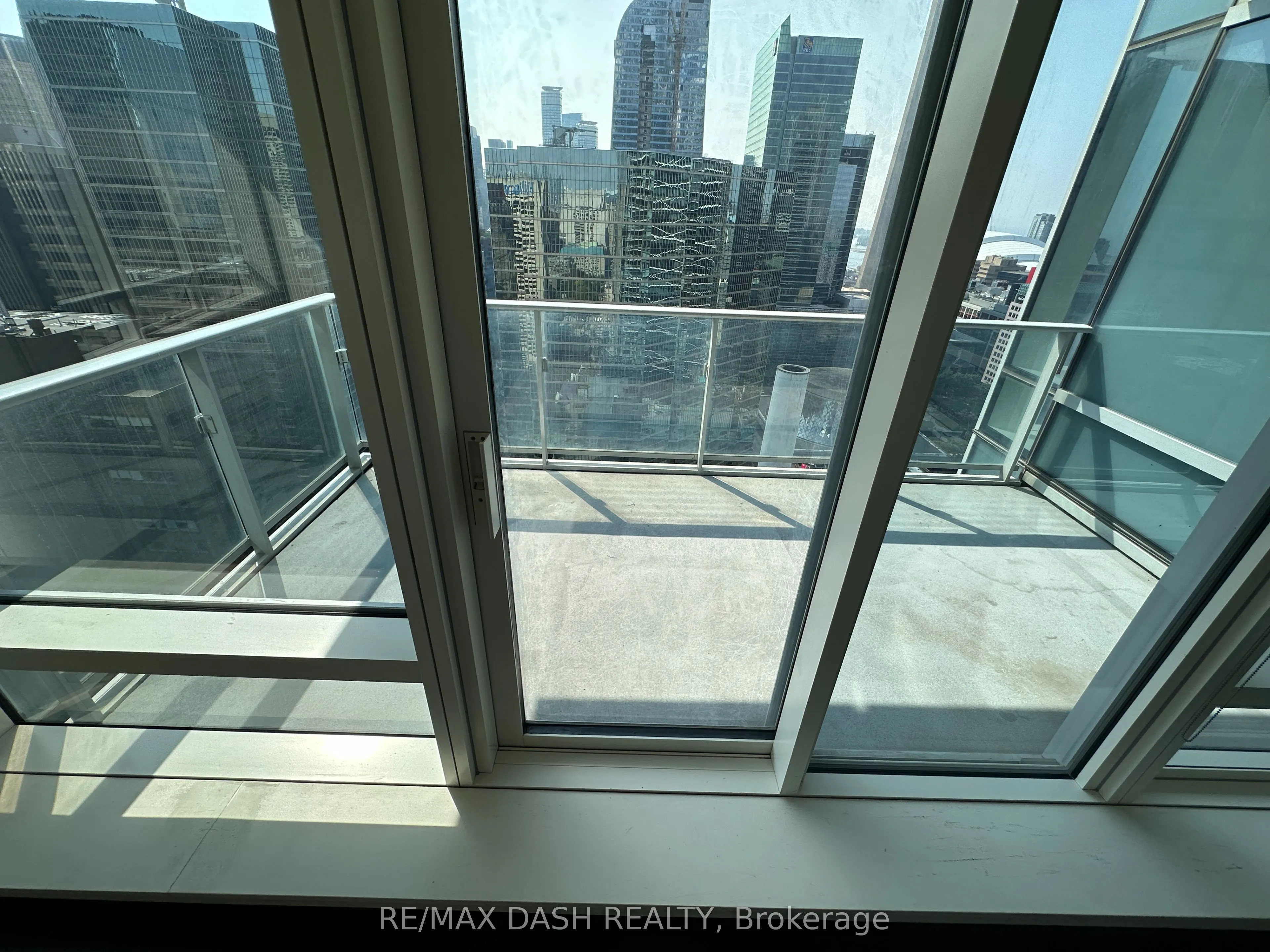 180 University Avenue, #3209