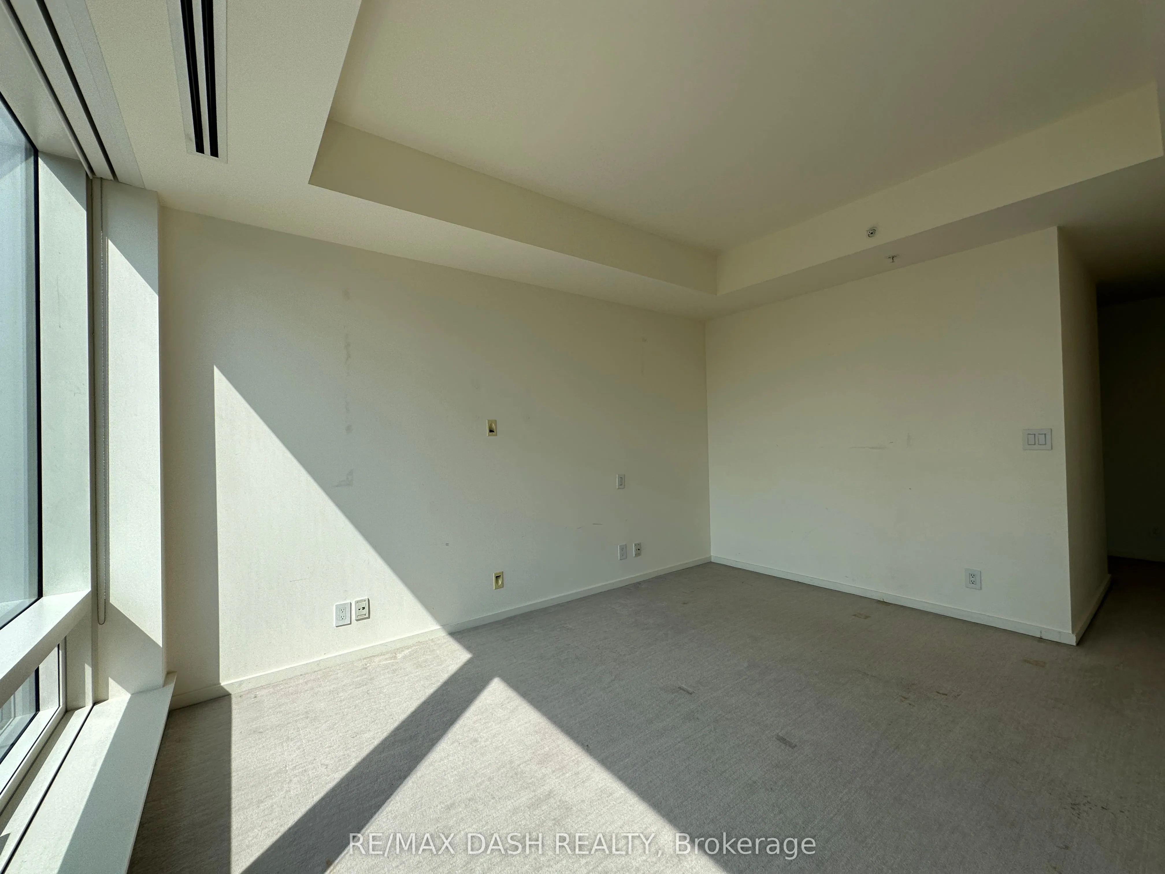 180 University Avenue, #3209
