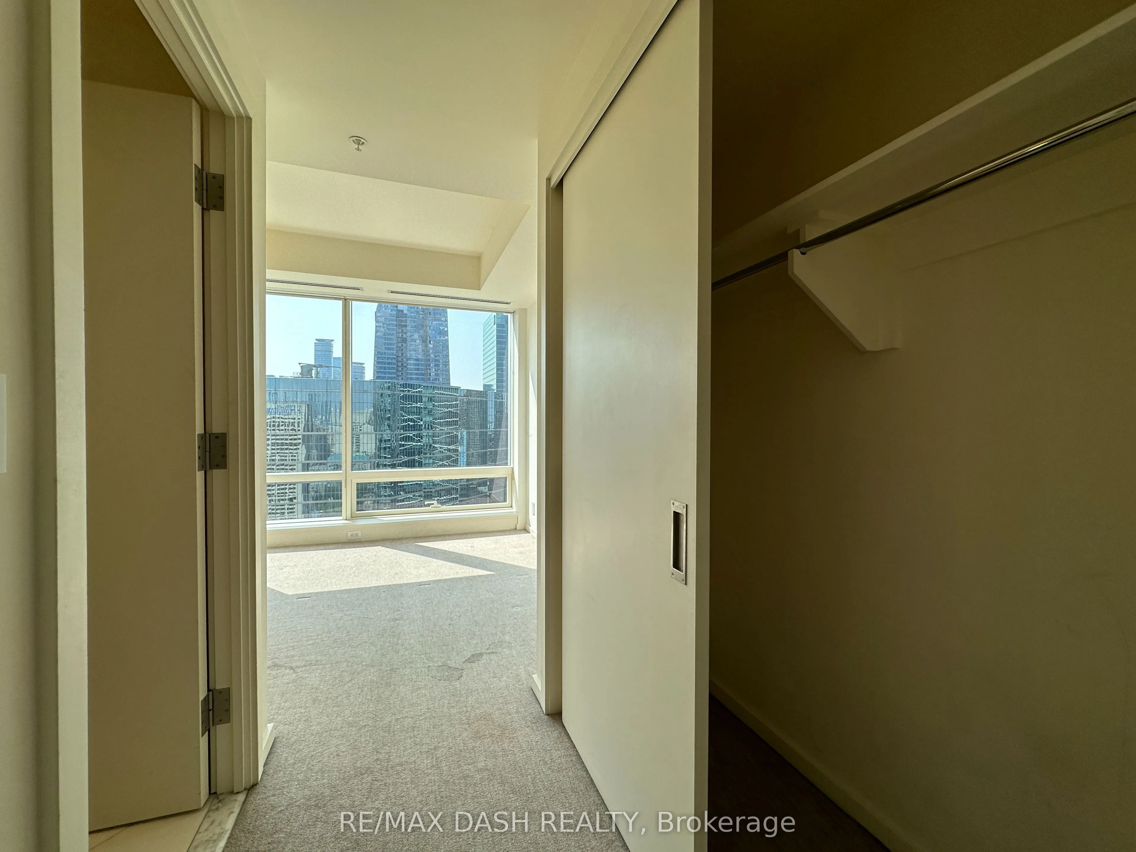 180 University Avenue, #3209
