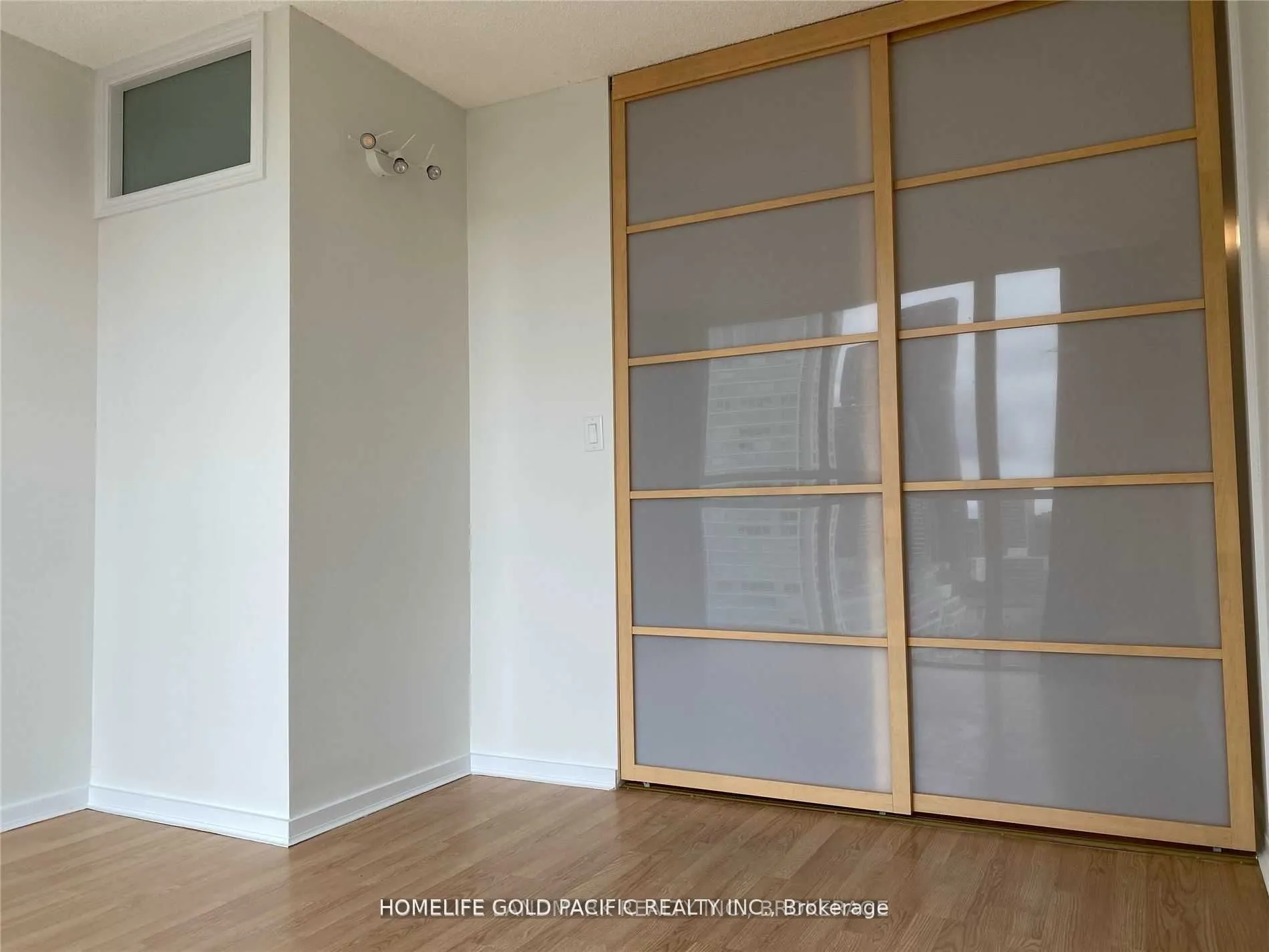 15 Maitland Place, #1903