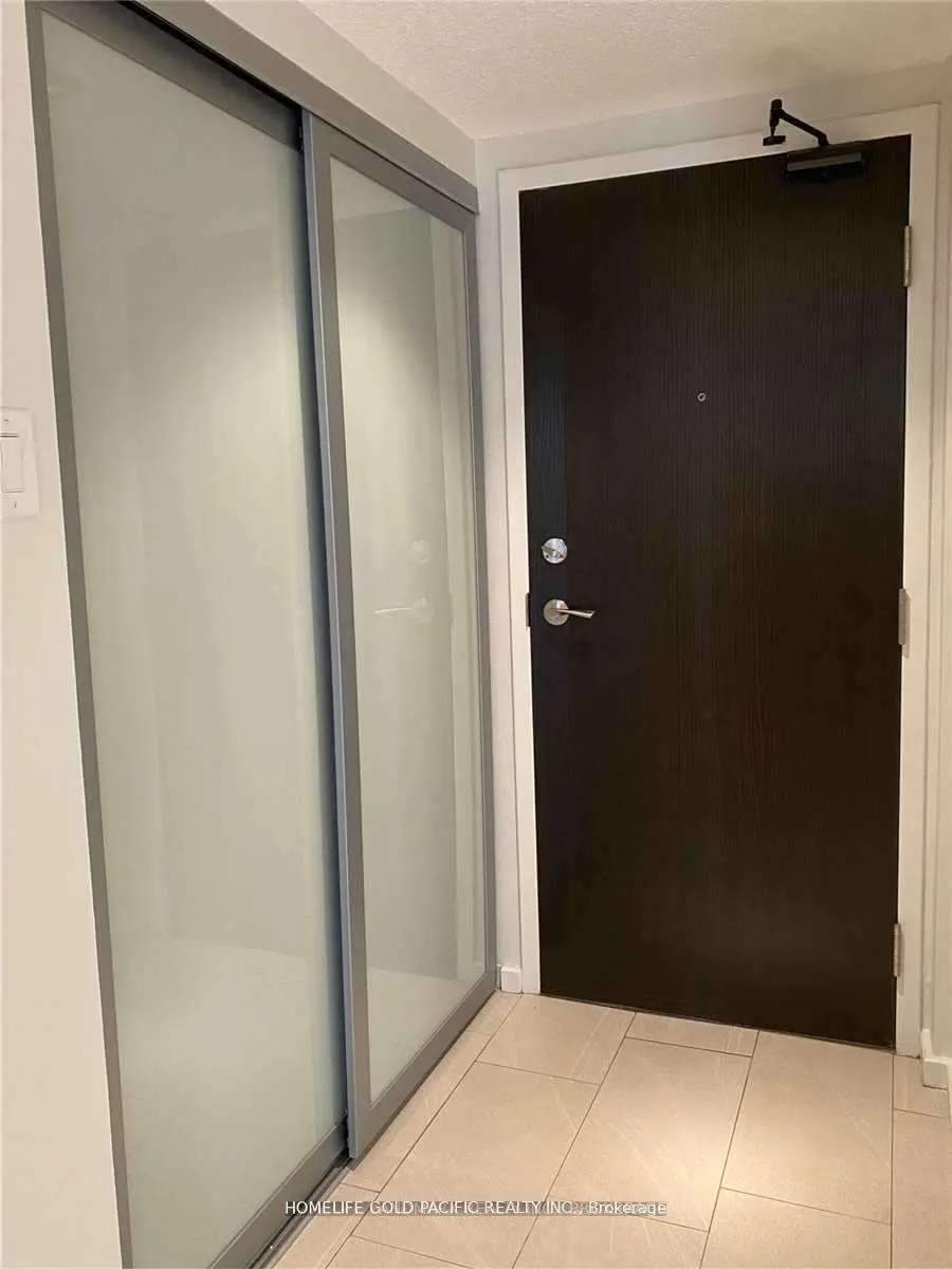 15 Maitland Place, #1903