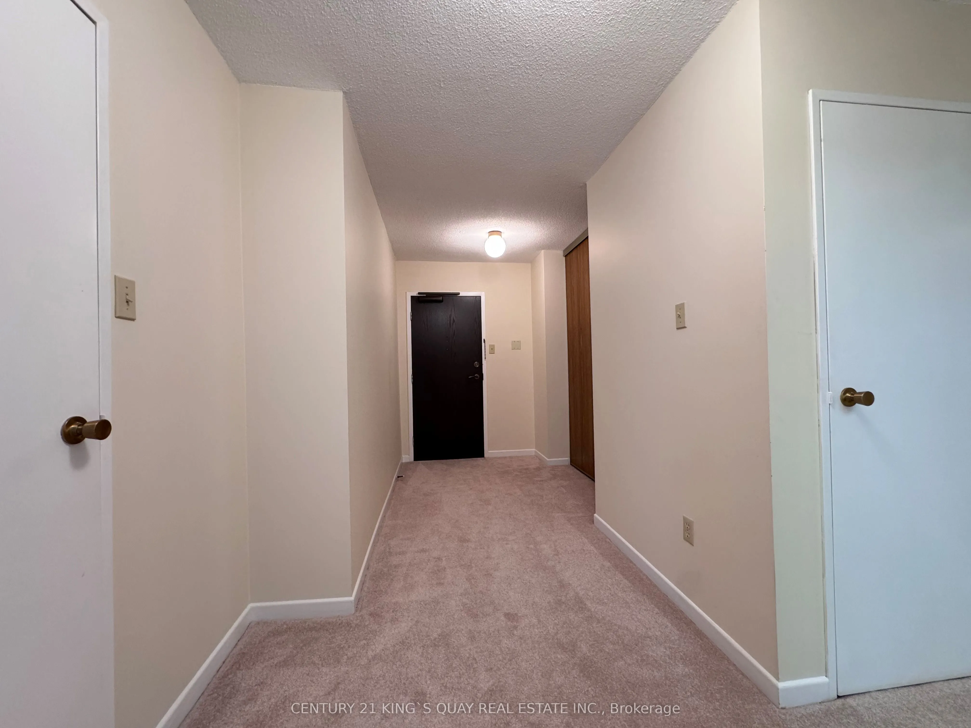 62 Wellesley Street W, #1801