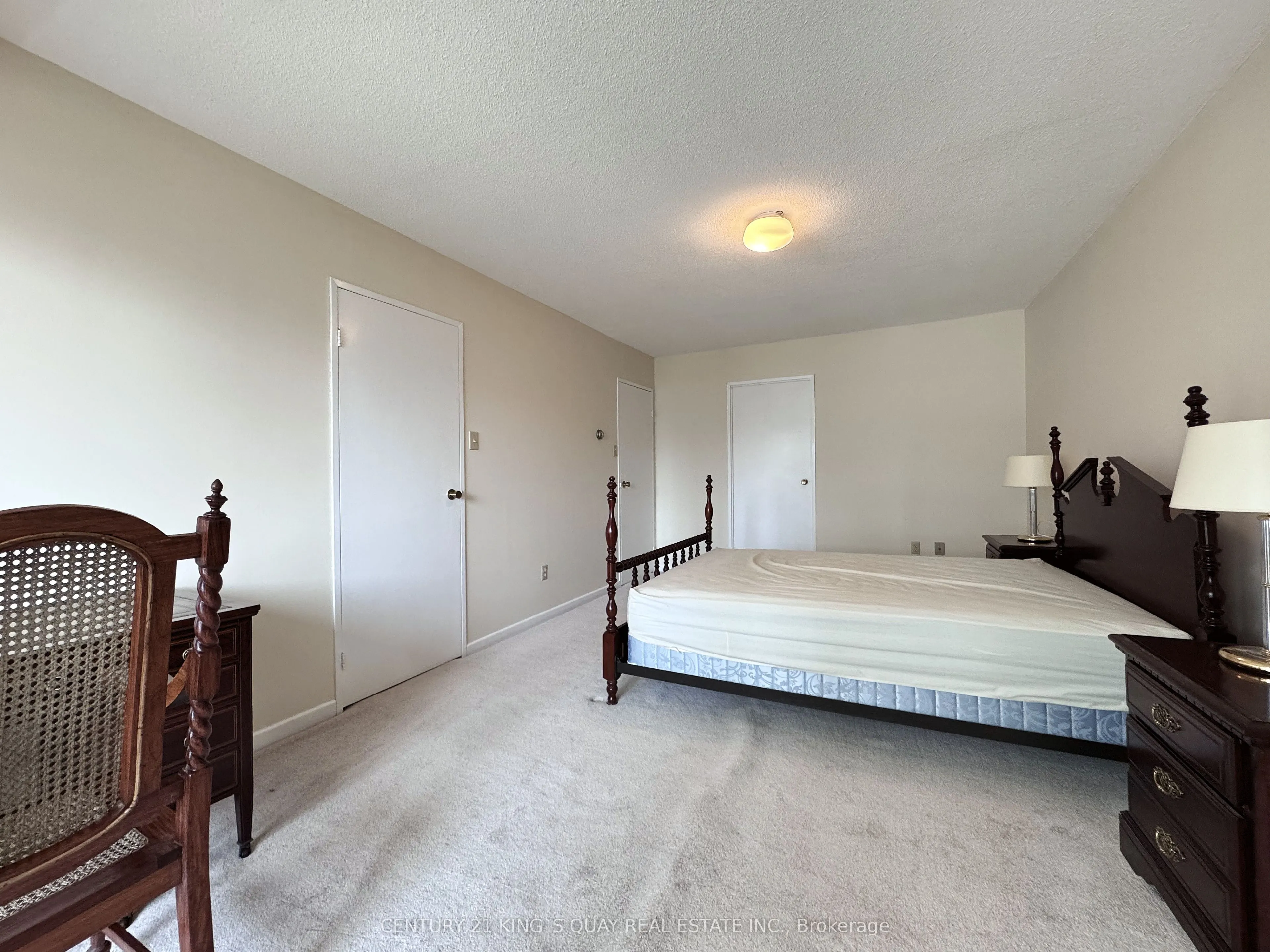 62 Wellesley Street W, #1801