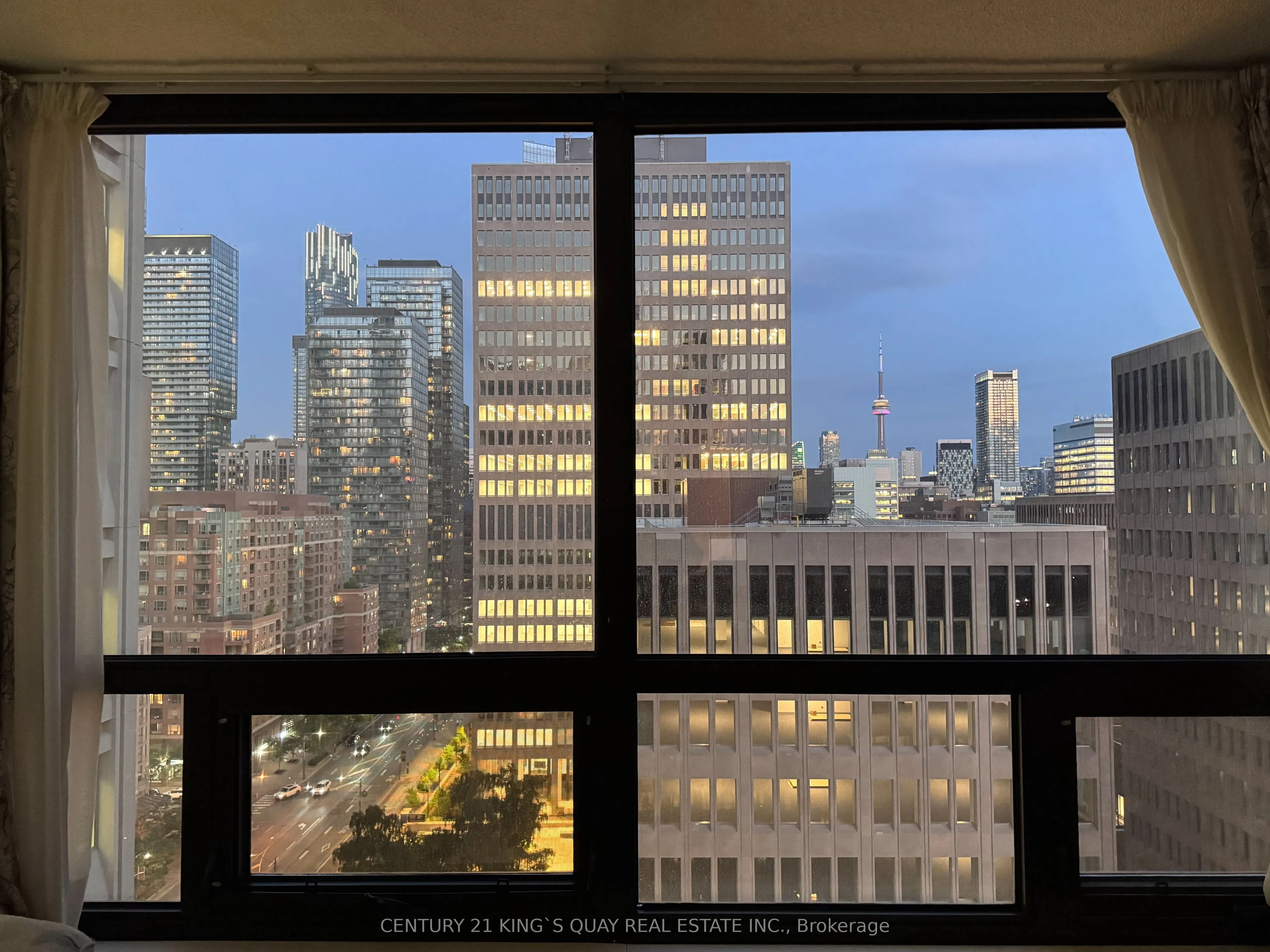 62 Wellesley Street W, #1801