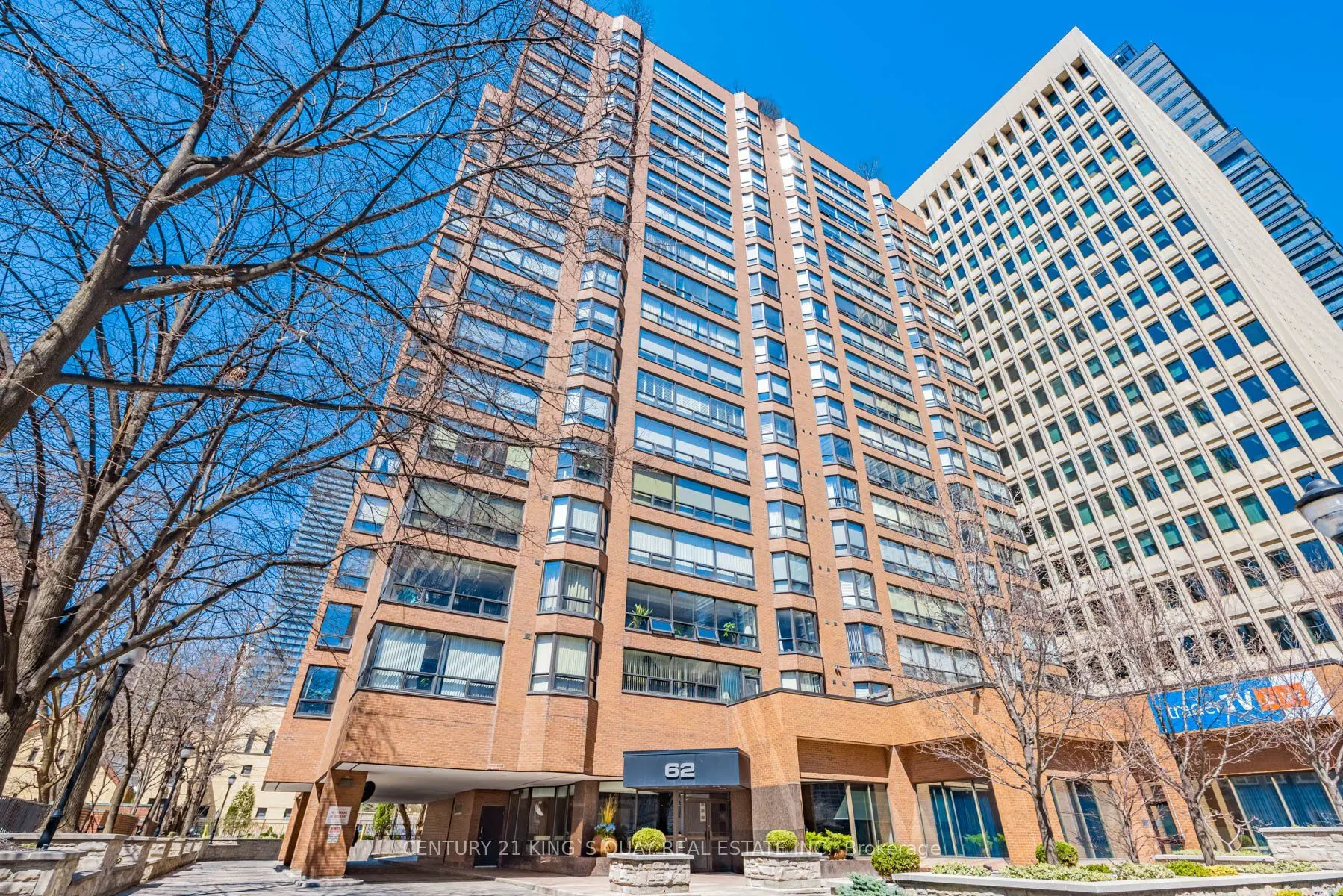 62 Wellesley Street W, #1801