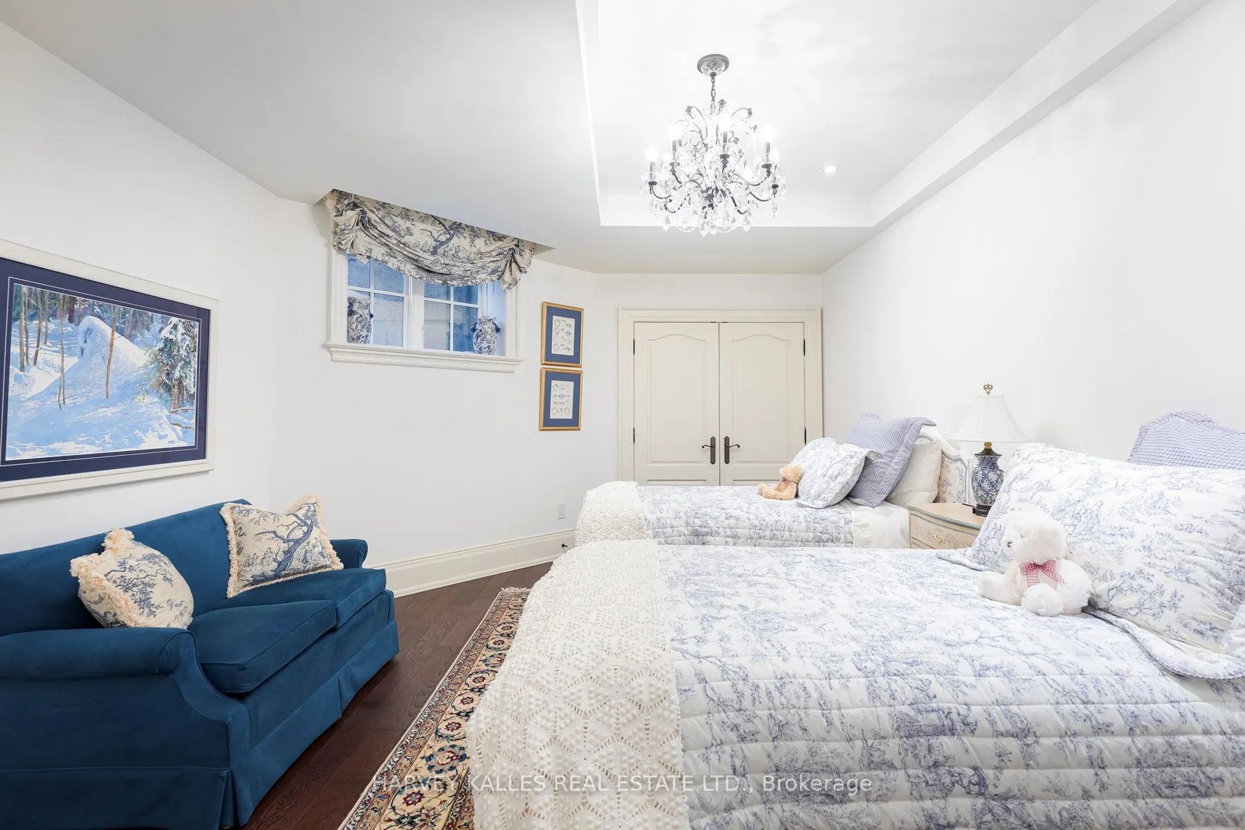 8 Swansdown Drive