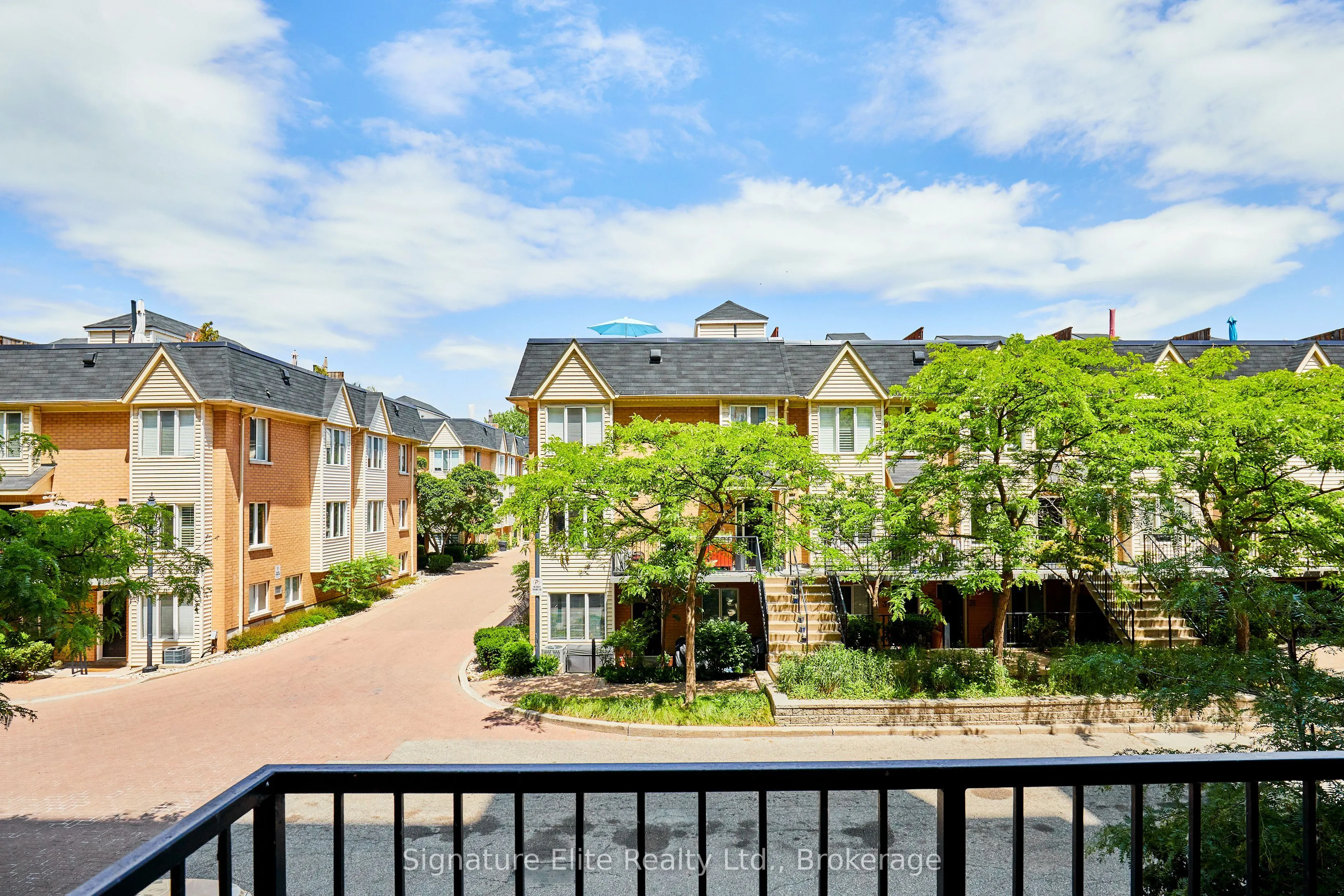 800 King Street W, #201