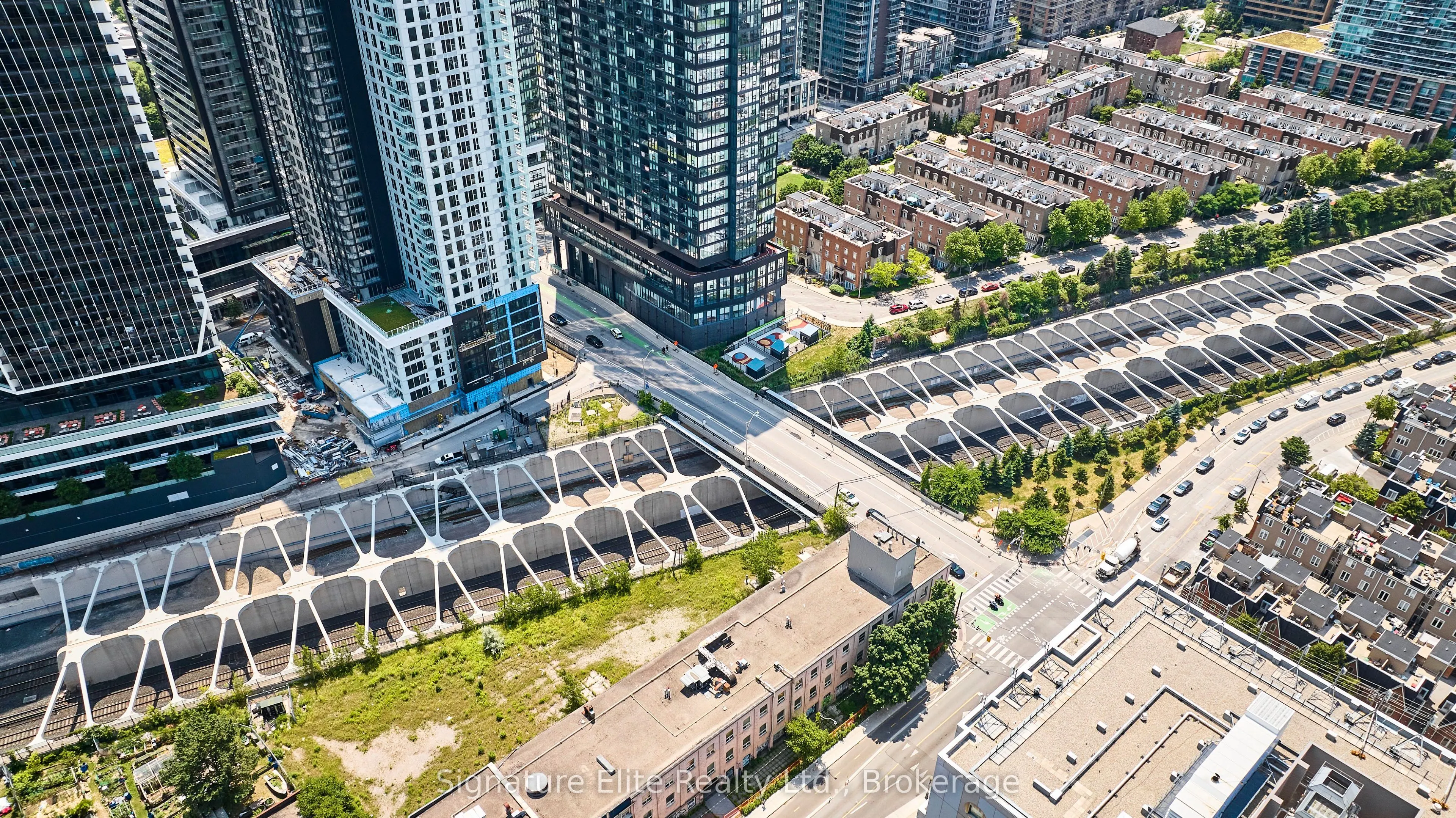 800 King Street W, #201