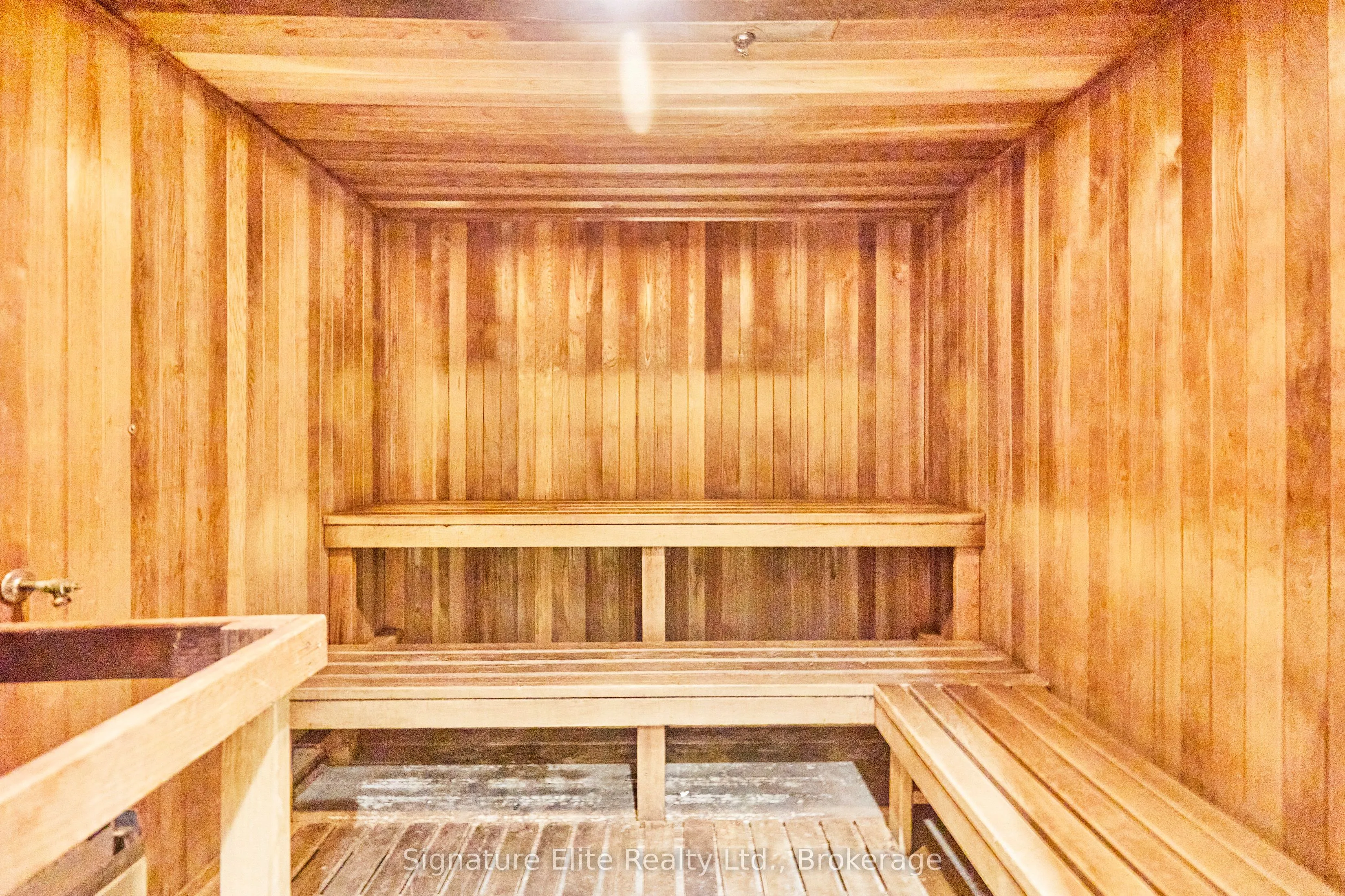 800 King Street W, #201