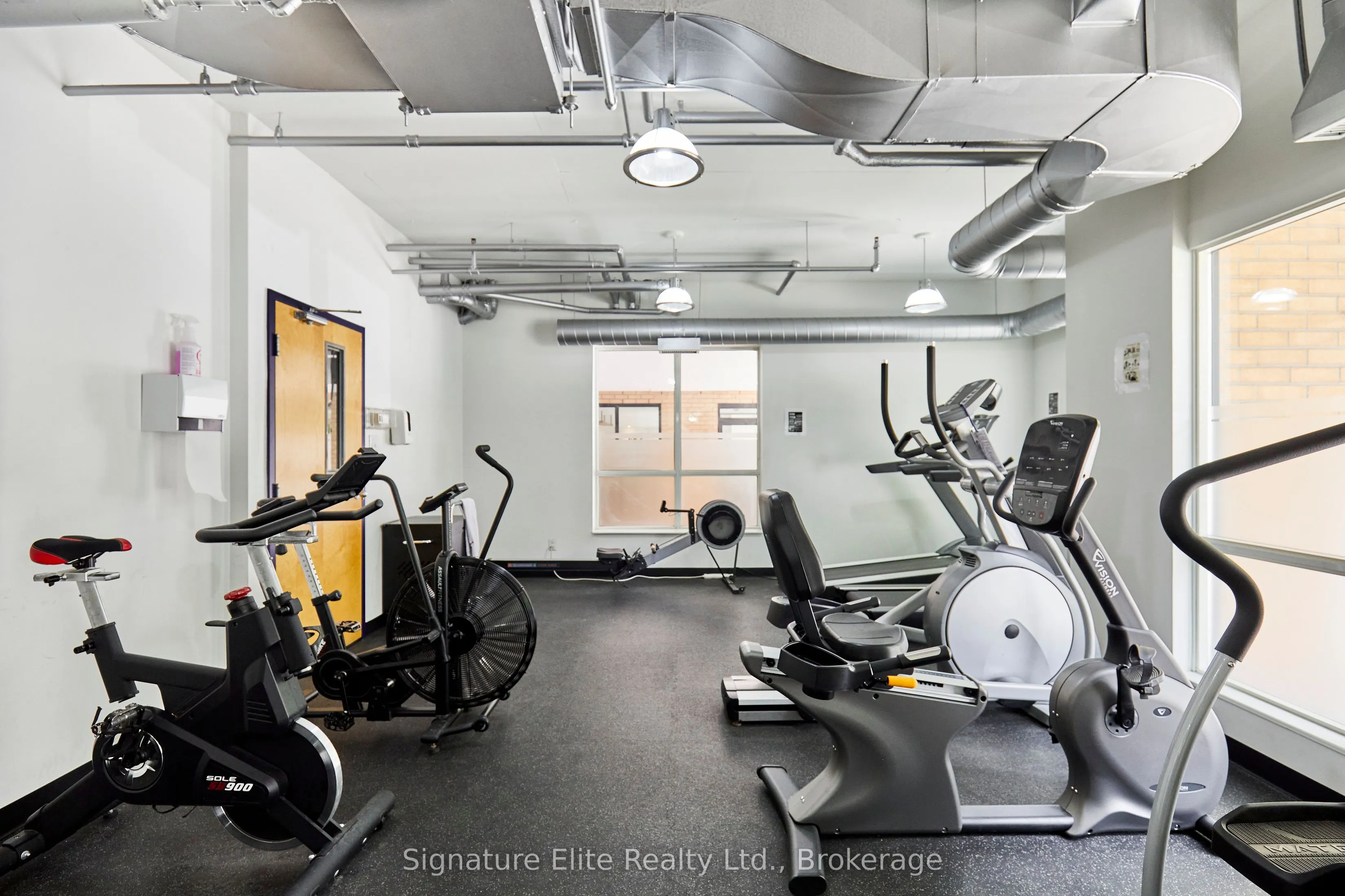 800 King Street W, #201