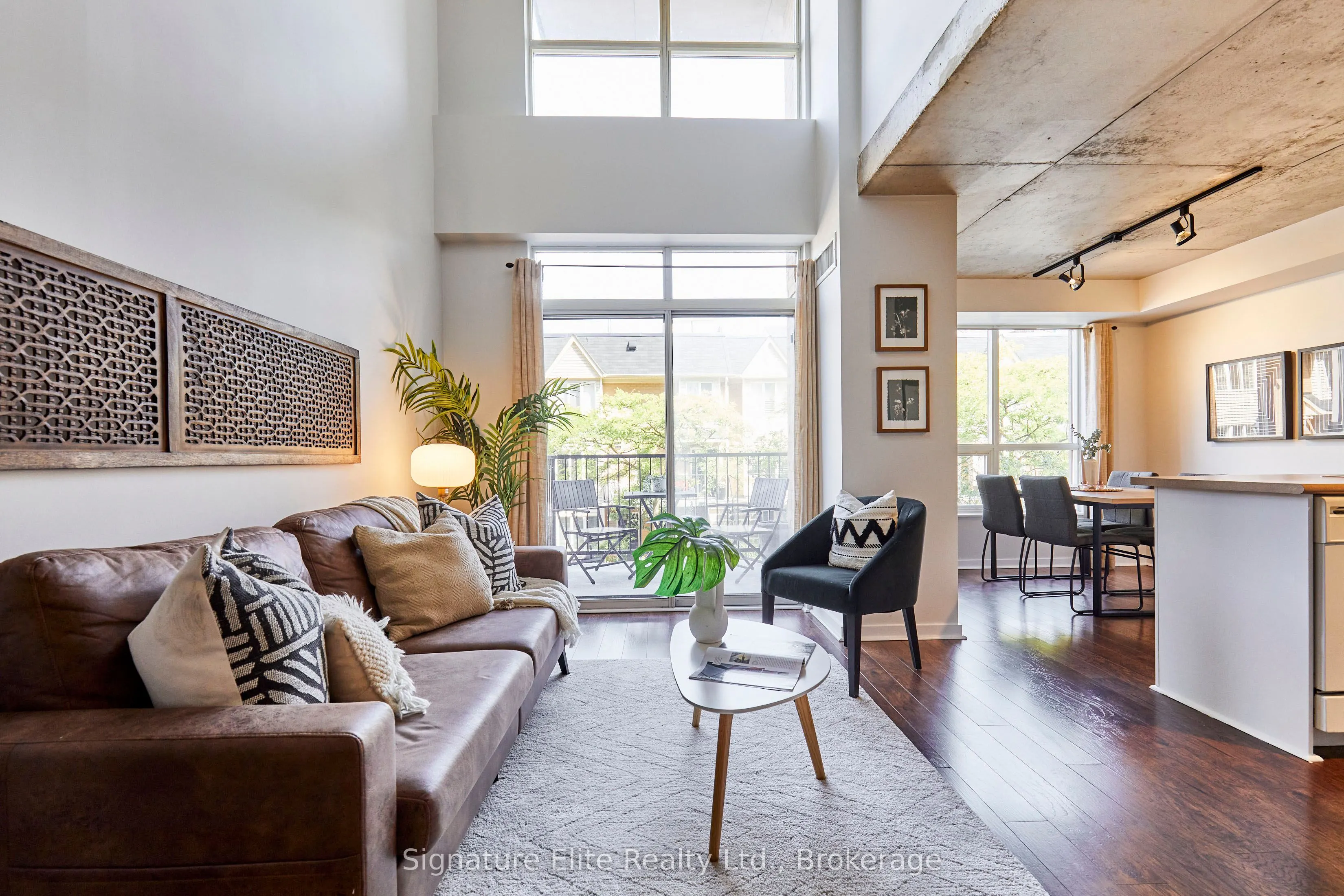 800 King Street W, #201