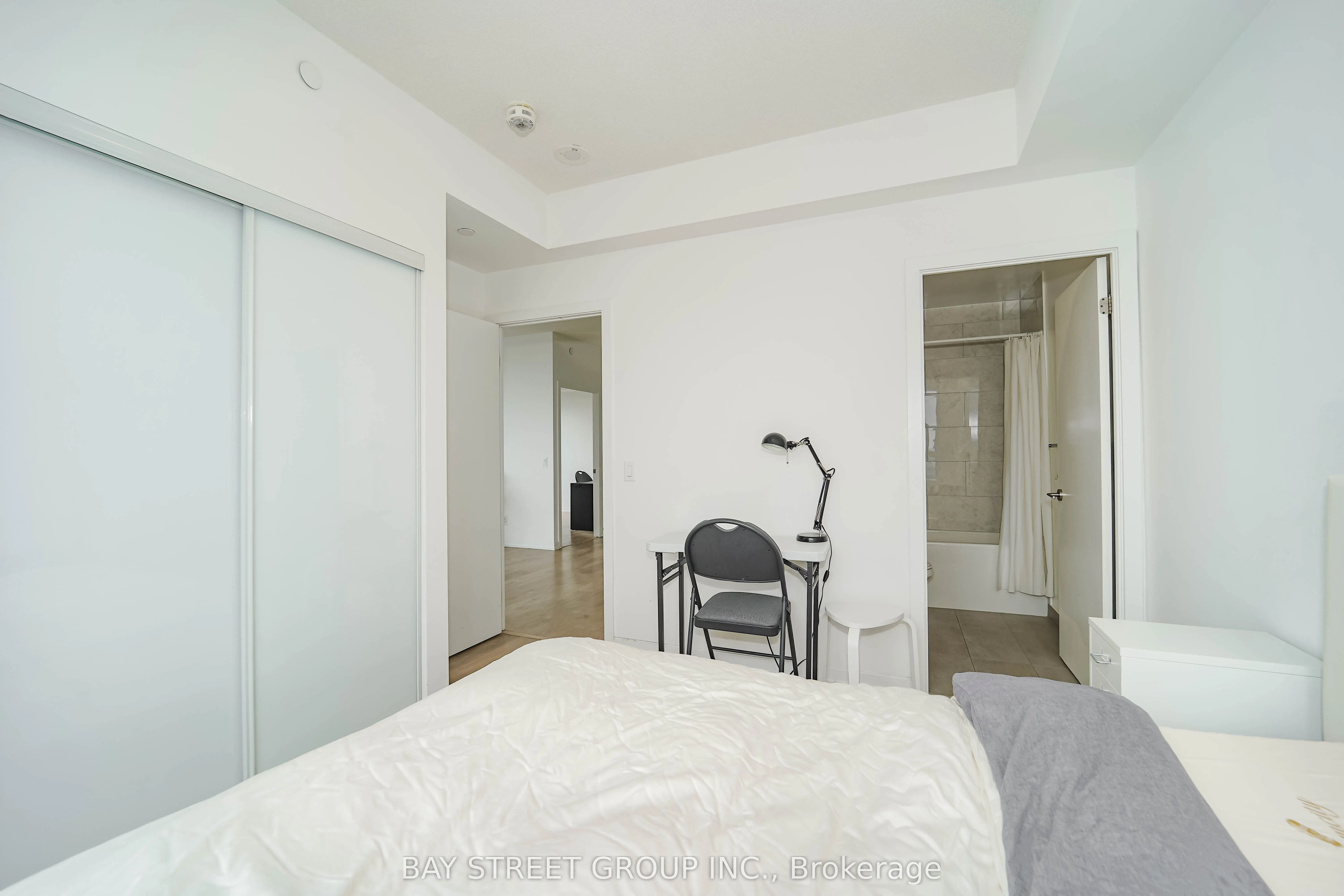 32 Forest Manor Road #2610
