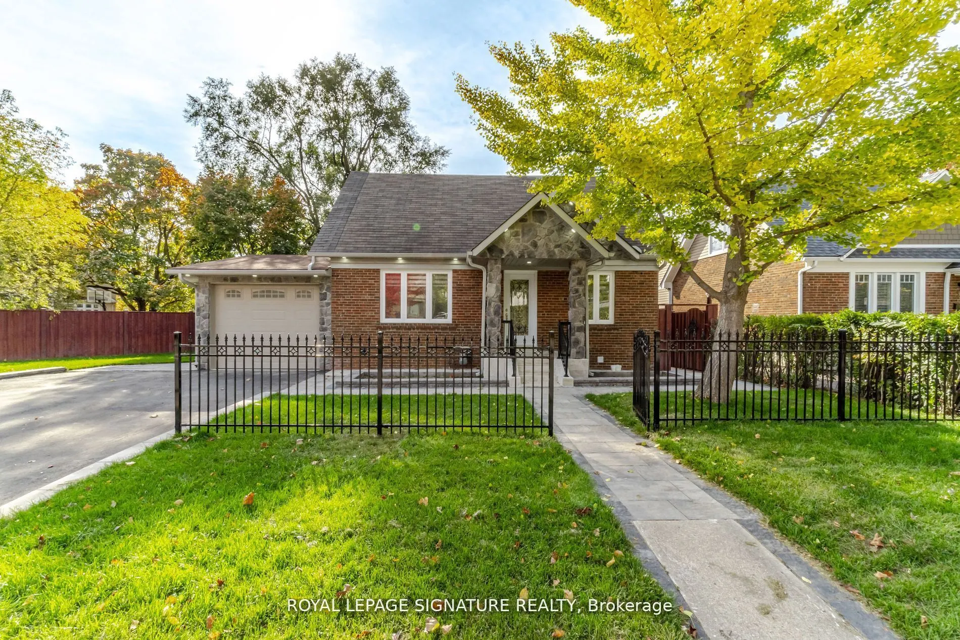 36 Dudley Avenue, #Lower