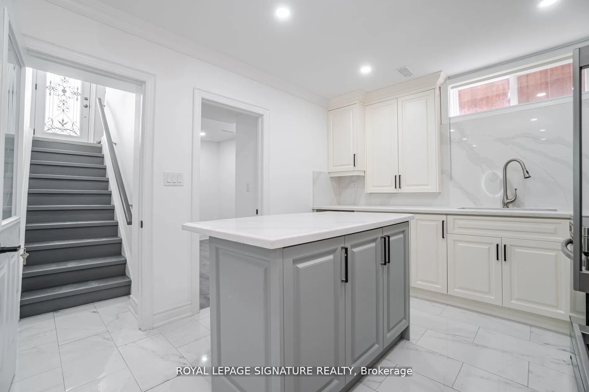 36 Dudley Avenue, #Lower