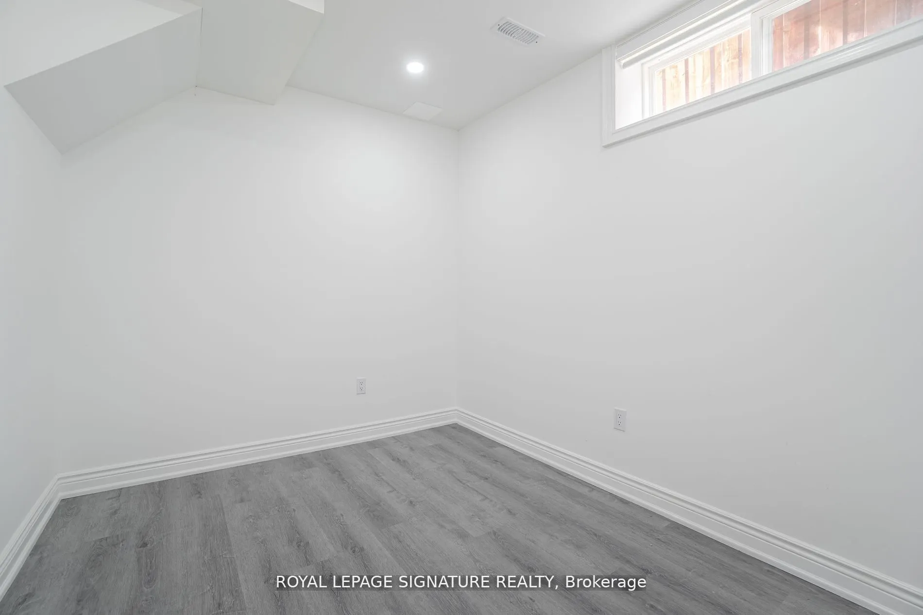 36 Dudley Avenue, #Lower