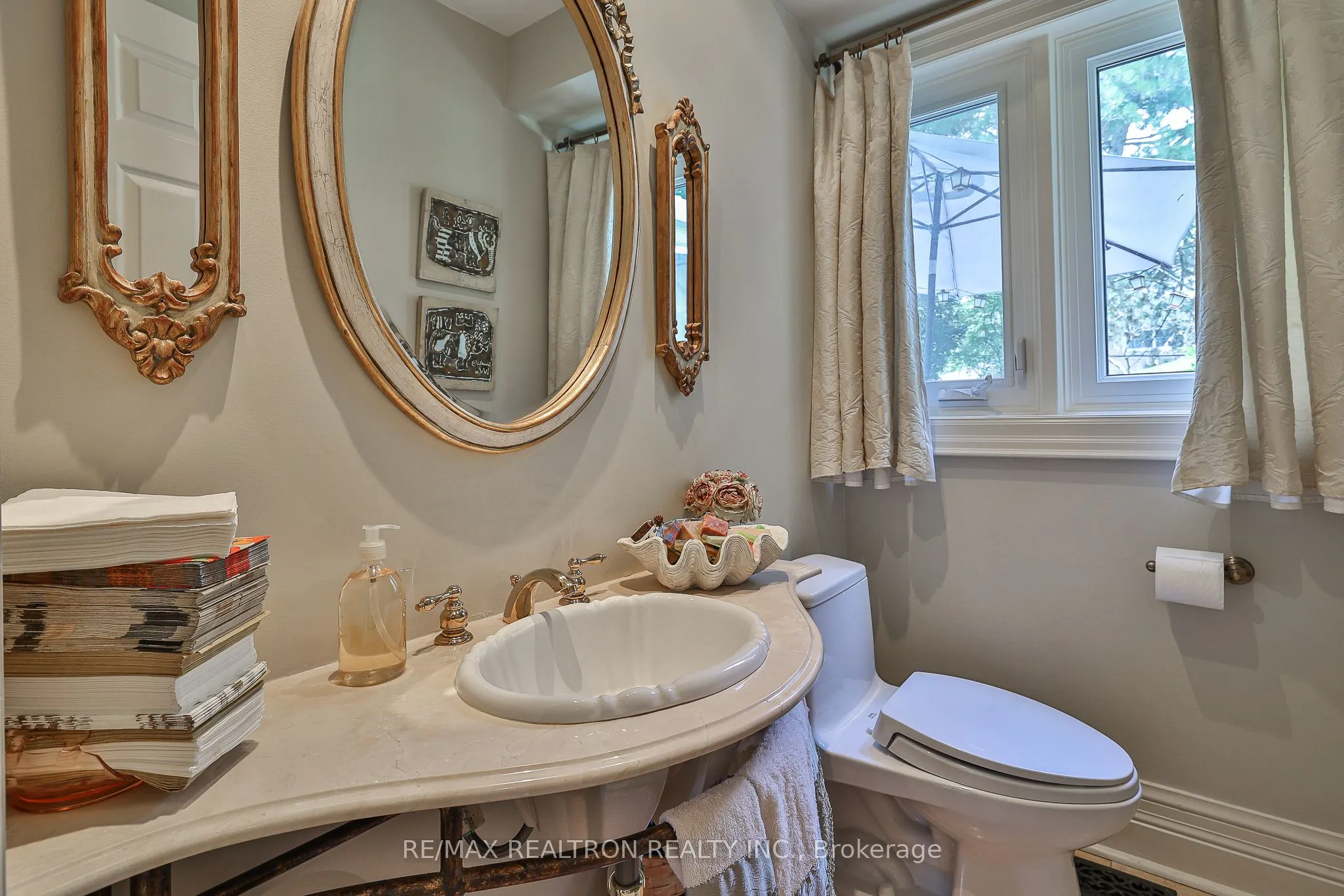 192 The Bridle Path