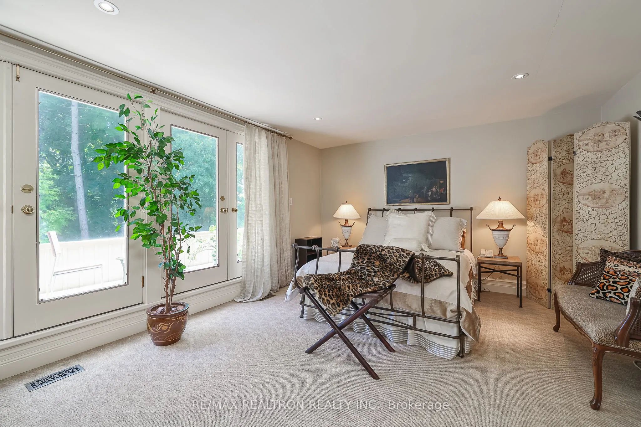 192 The Bridle Path
