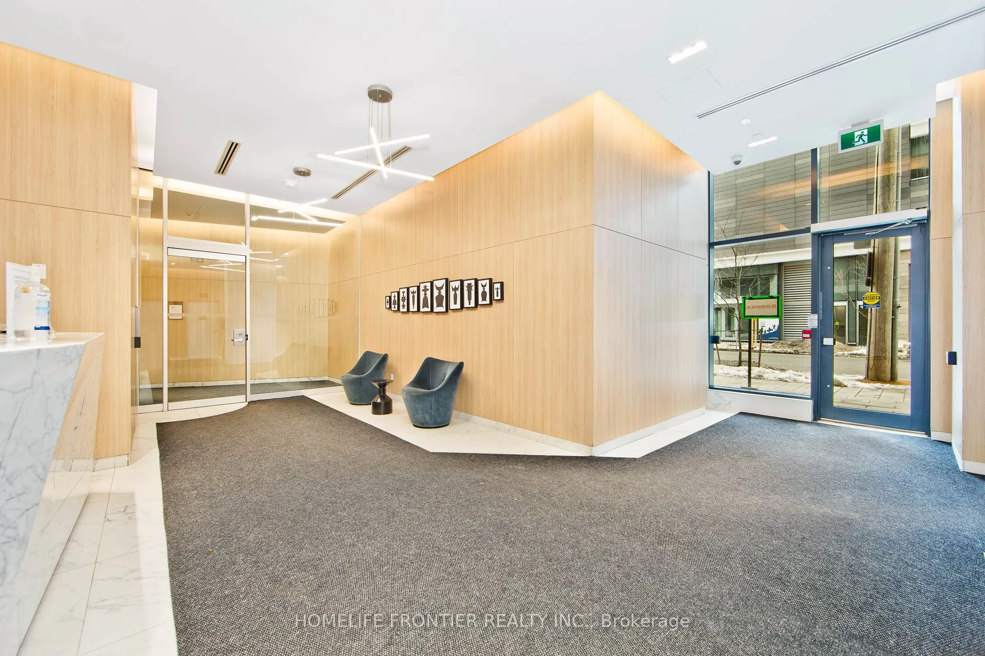 50 Ordnance Street, #2702