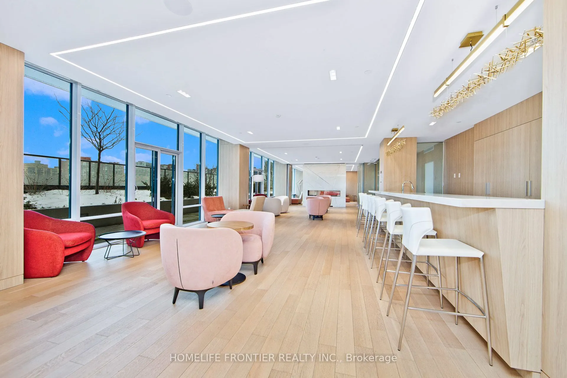 50 Ordnance Street, #2702