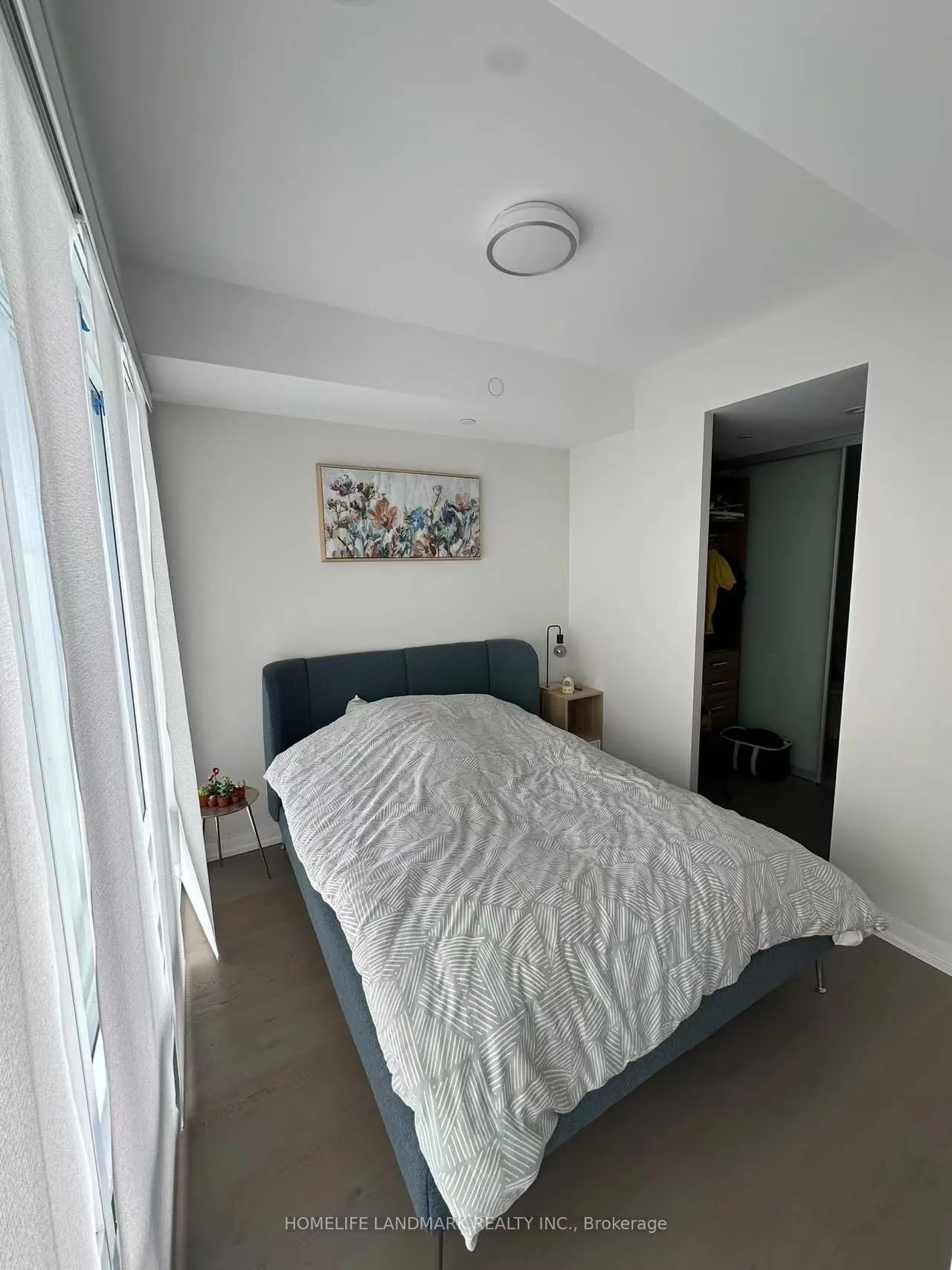 488 University Avenue, #4912