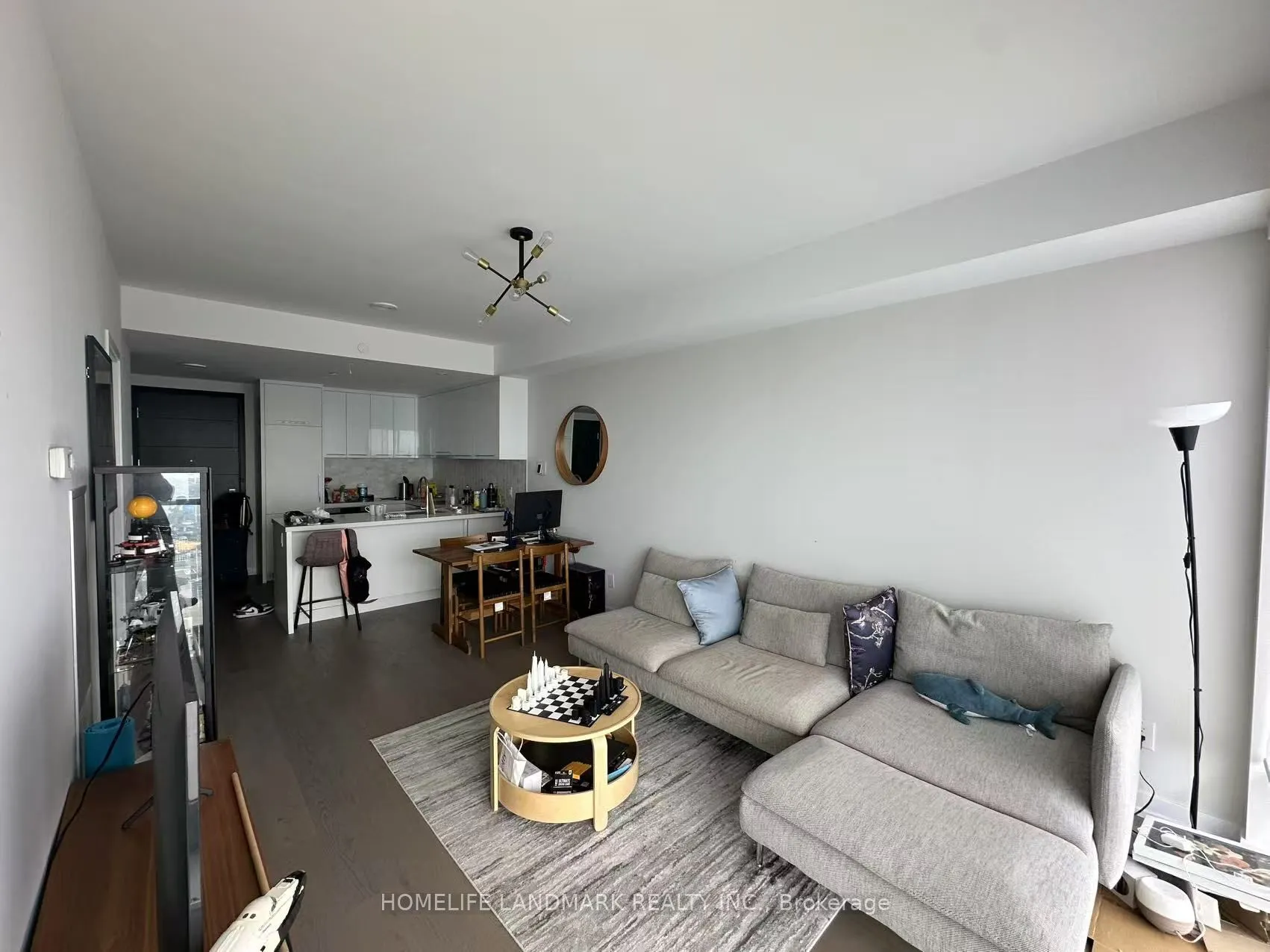 488 University Avenue, #4912