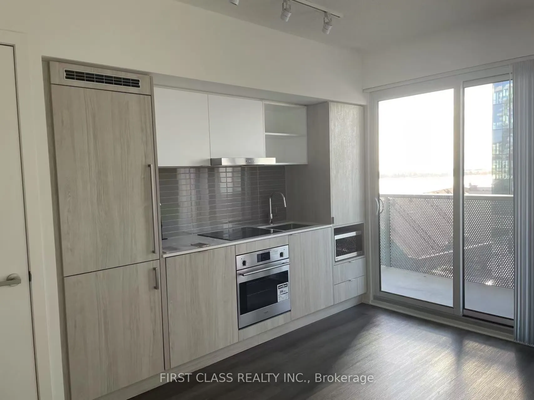 138 Downes Street, #1510
