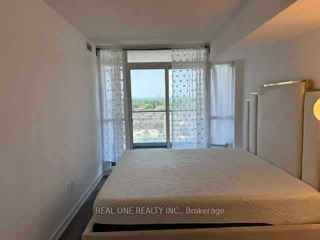 33 Singer Court, #1203