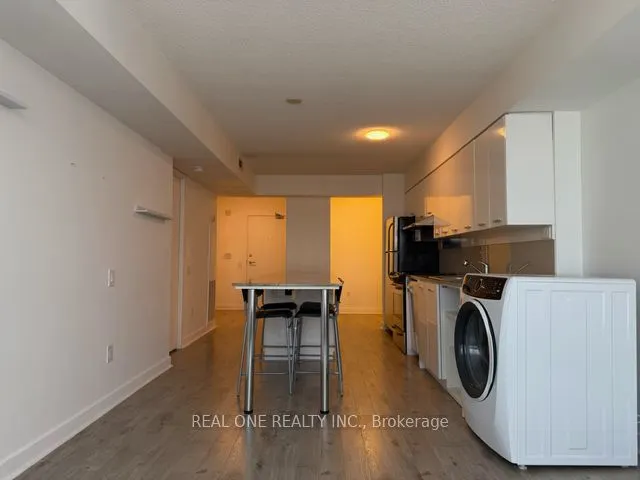 33 Singer Court, #1203