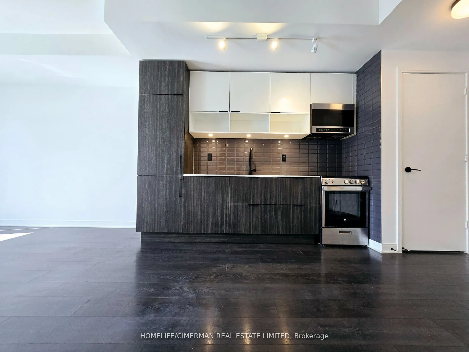 35 Rolling Mills Road, #N524