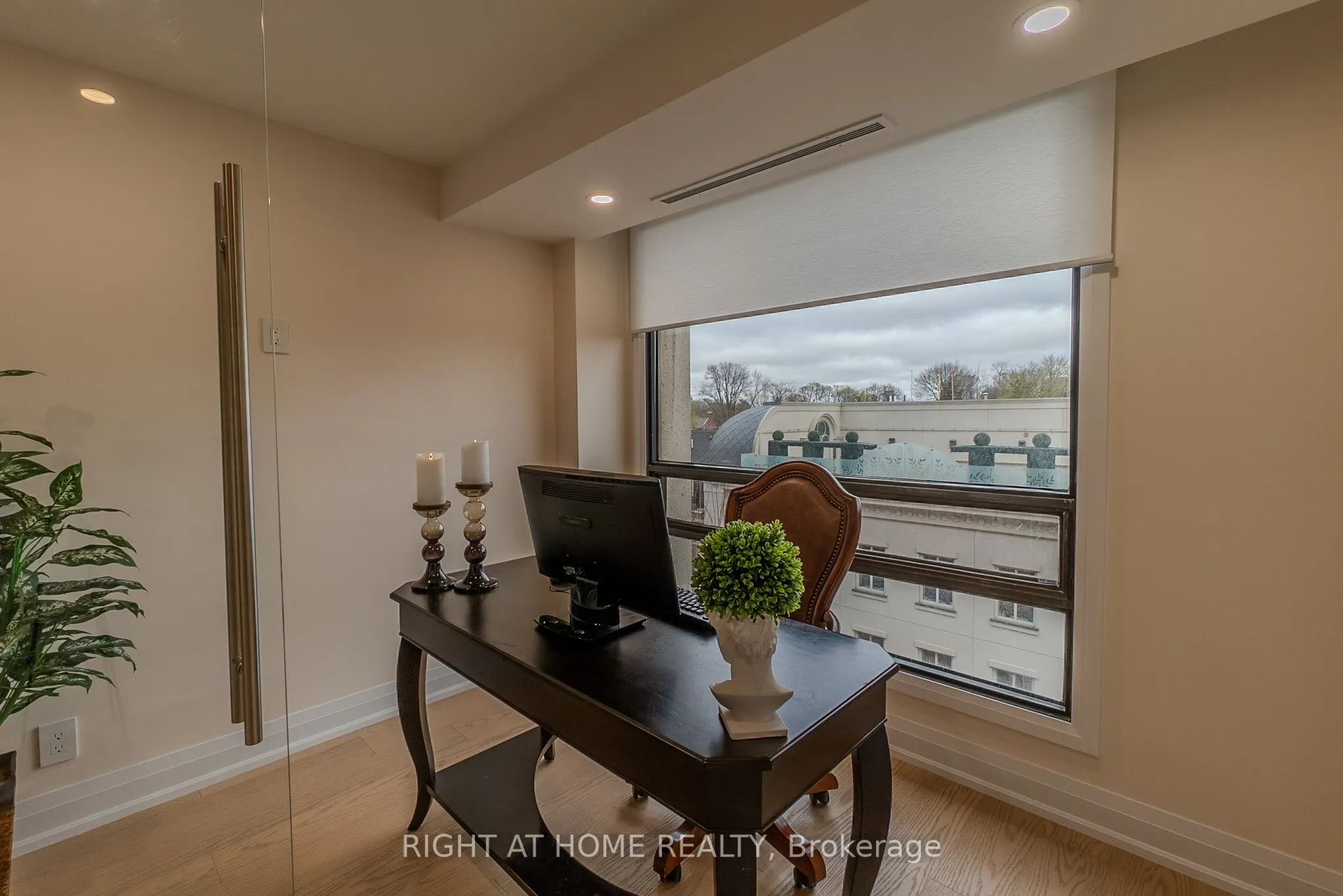 447 Walmer Road, #608