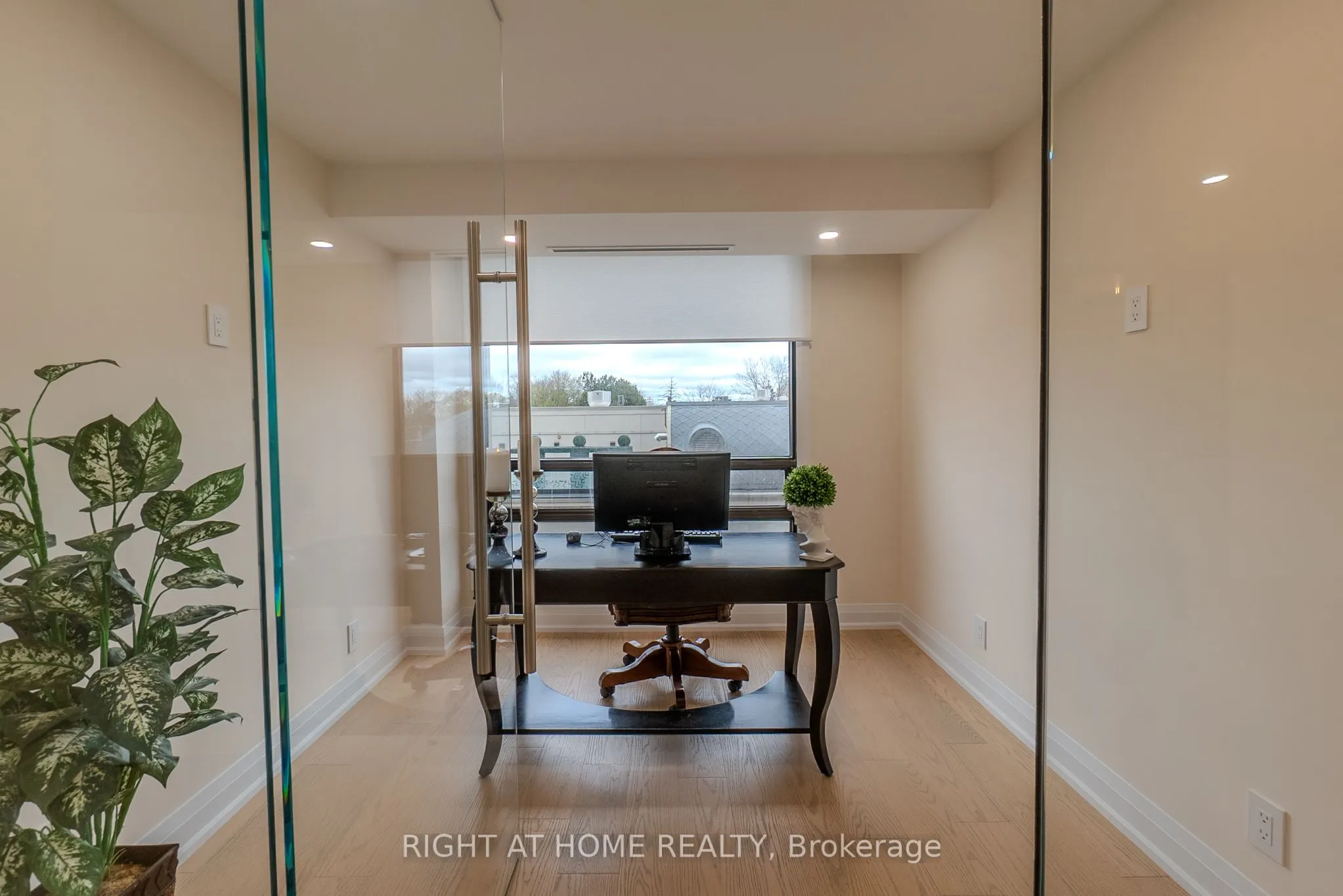 447 Walmer Road, #608