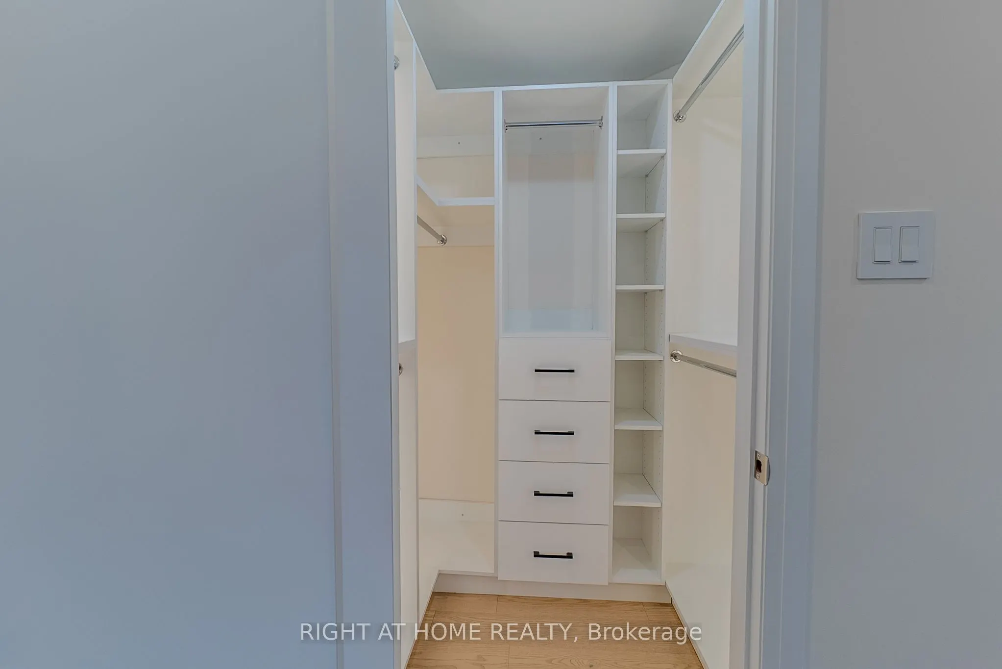447 Walmer Road, #608