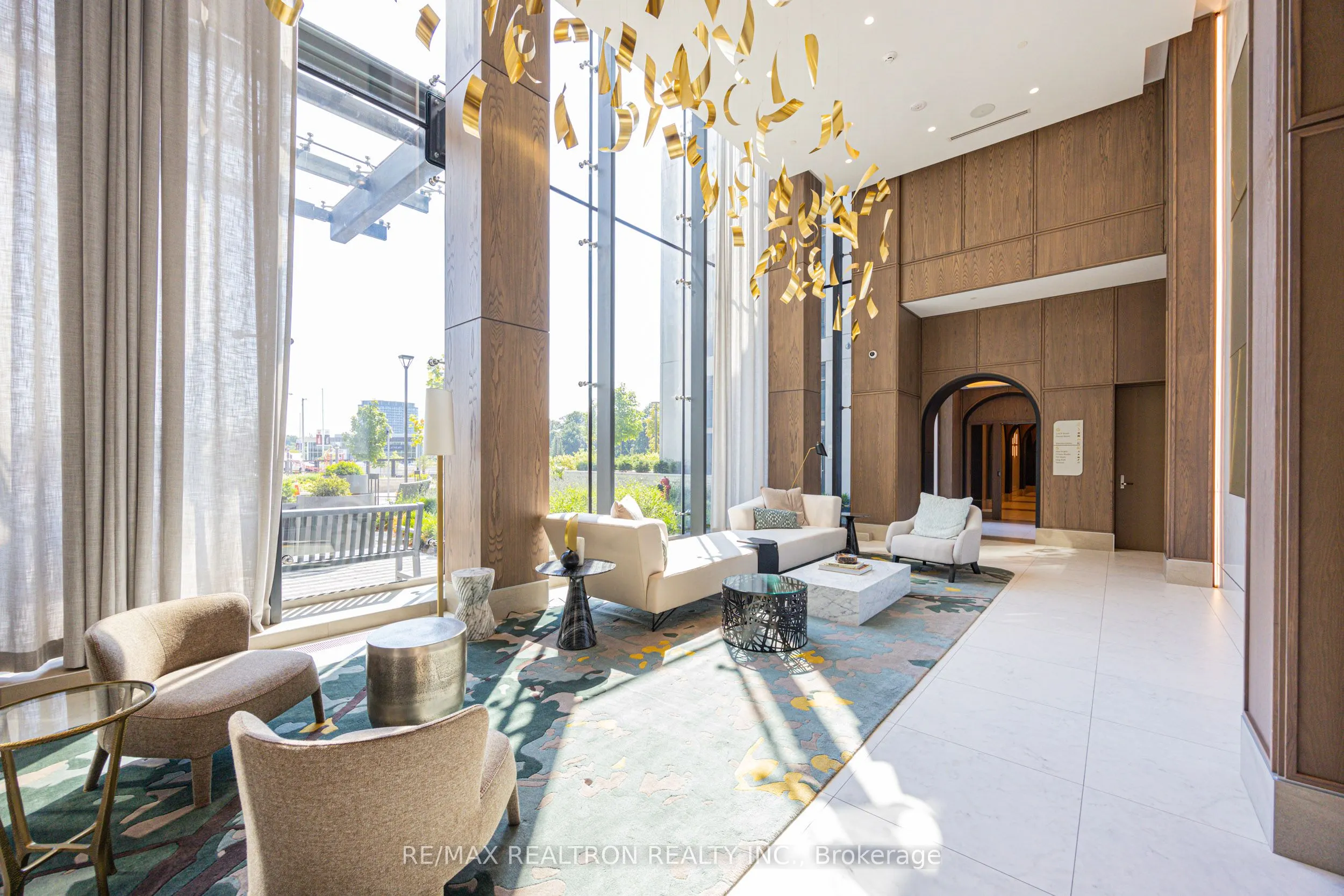30 Inn On The Park Drive, #1510