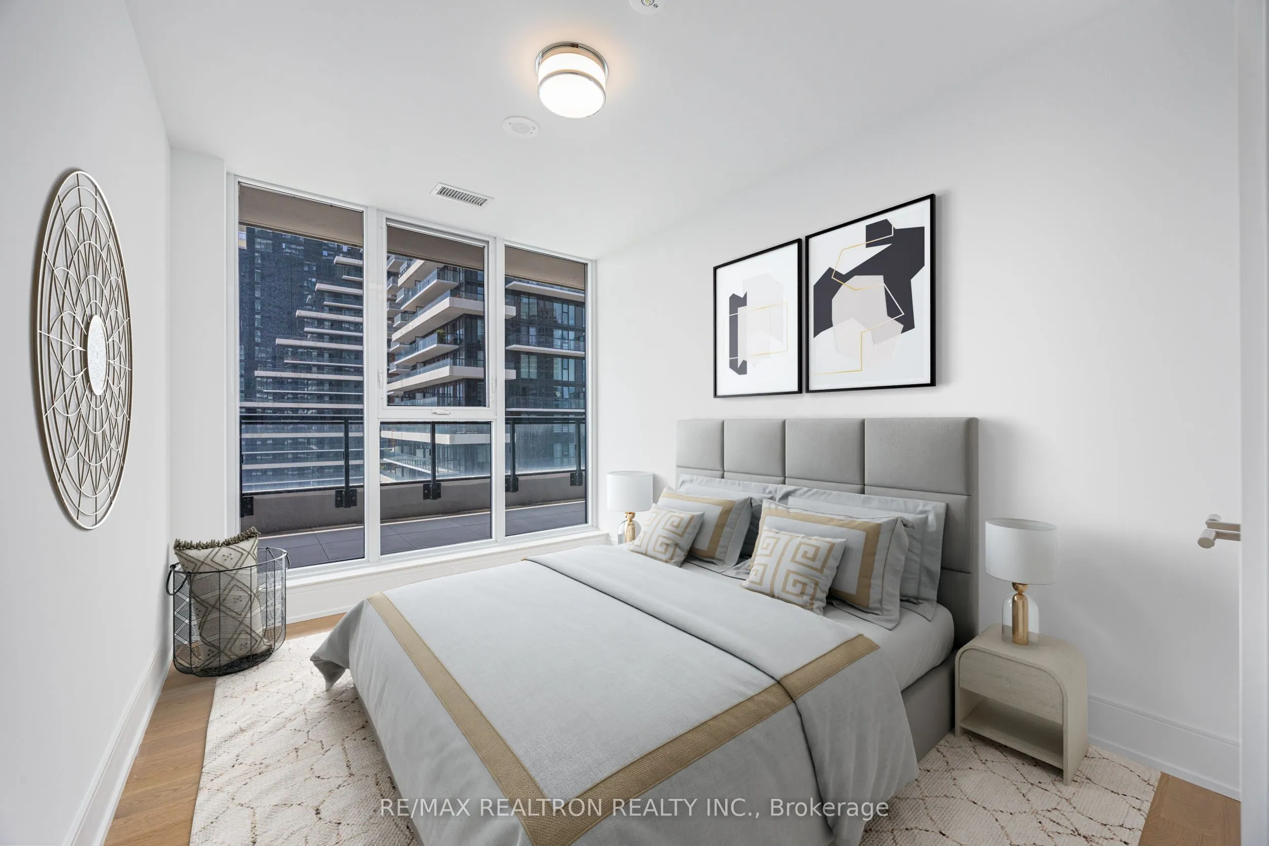 30 Inn On The Park Drive, #1510