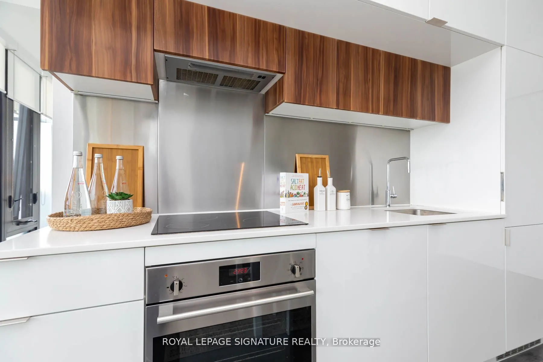 185 Roehampton Avenue, #2805