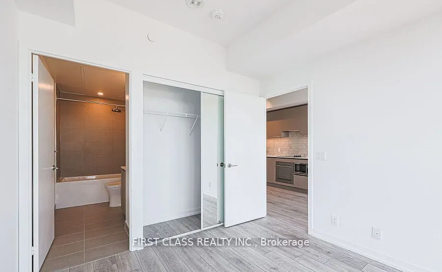 55 Mercer Street W, #3215