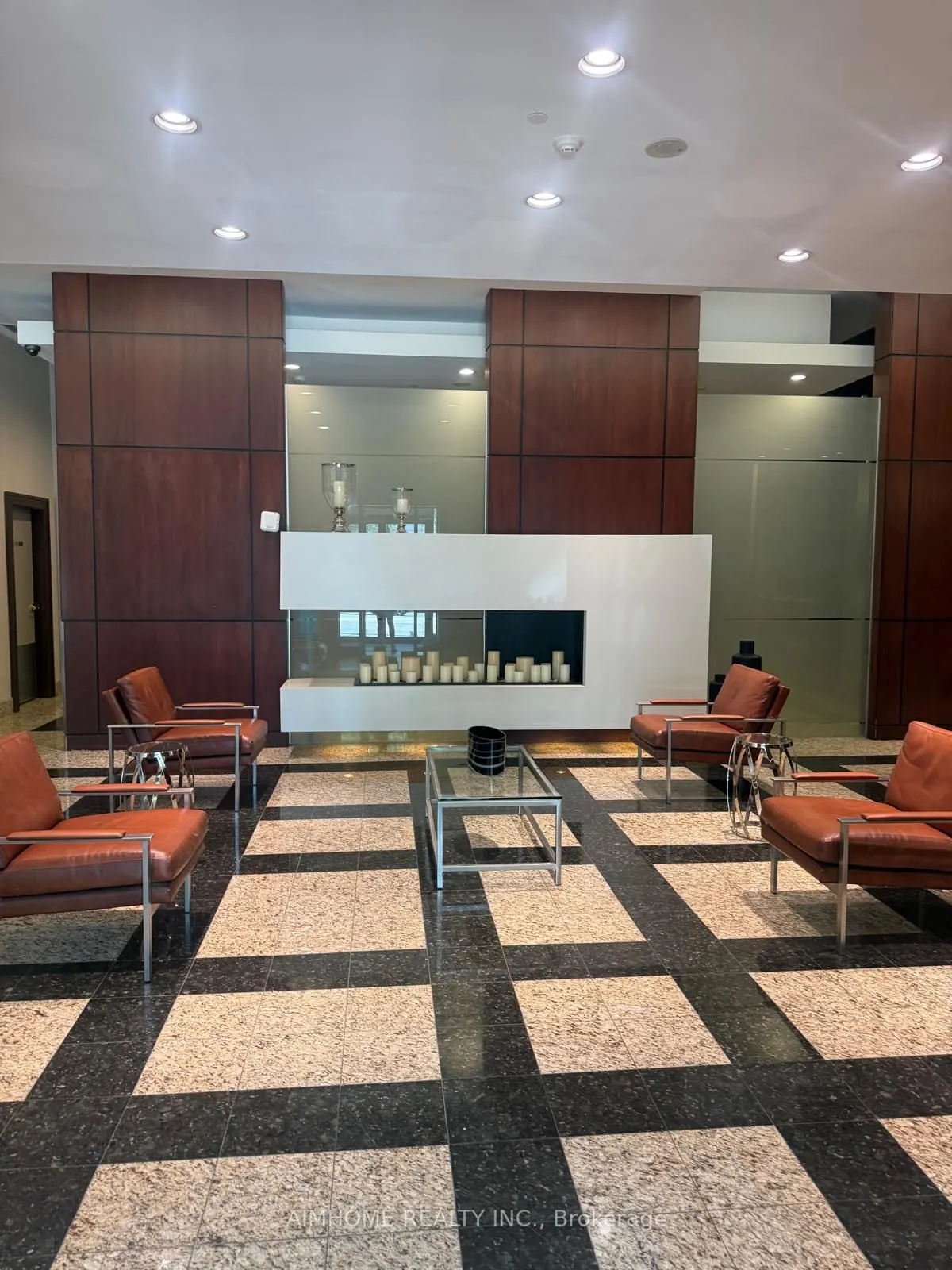 18 Parkview Avenue, #1211