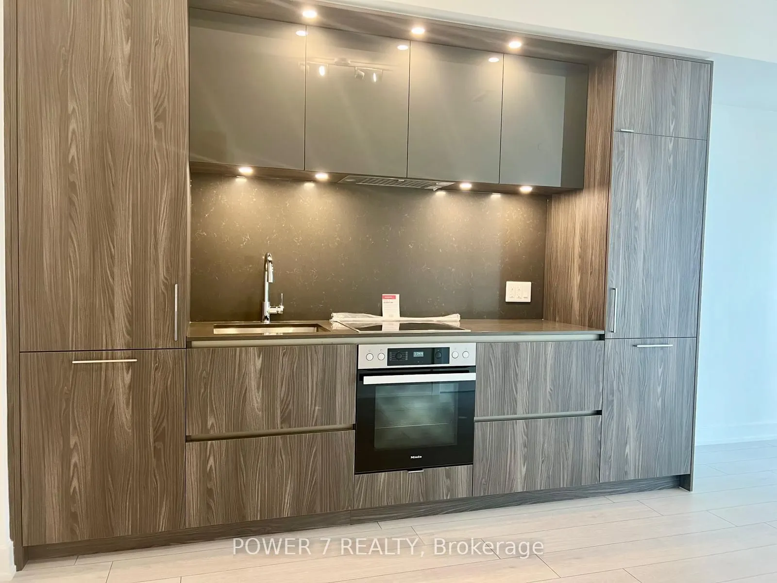 35 Mercer Street #1711