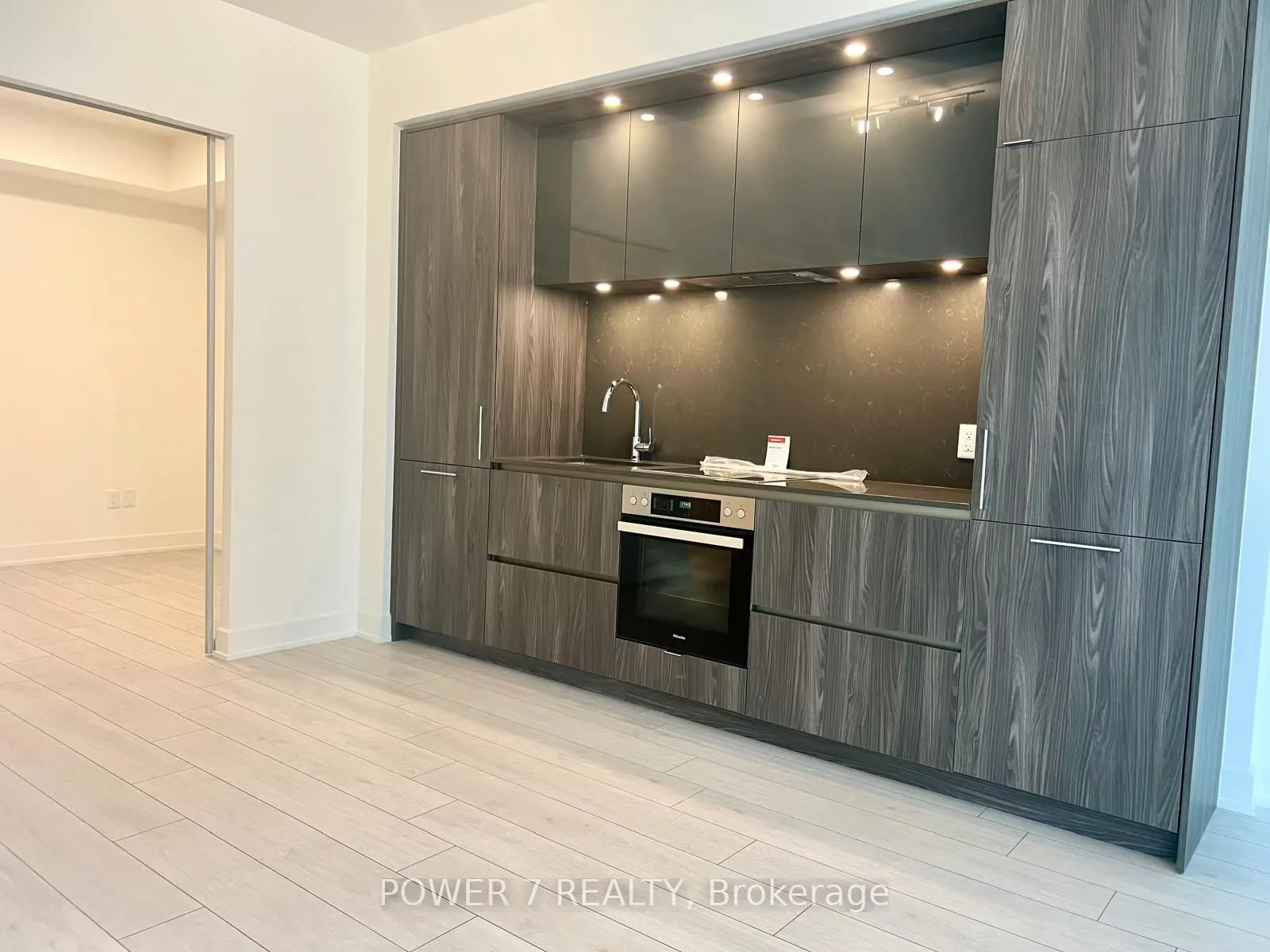 35 Mercer Street #1711