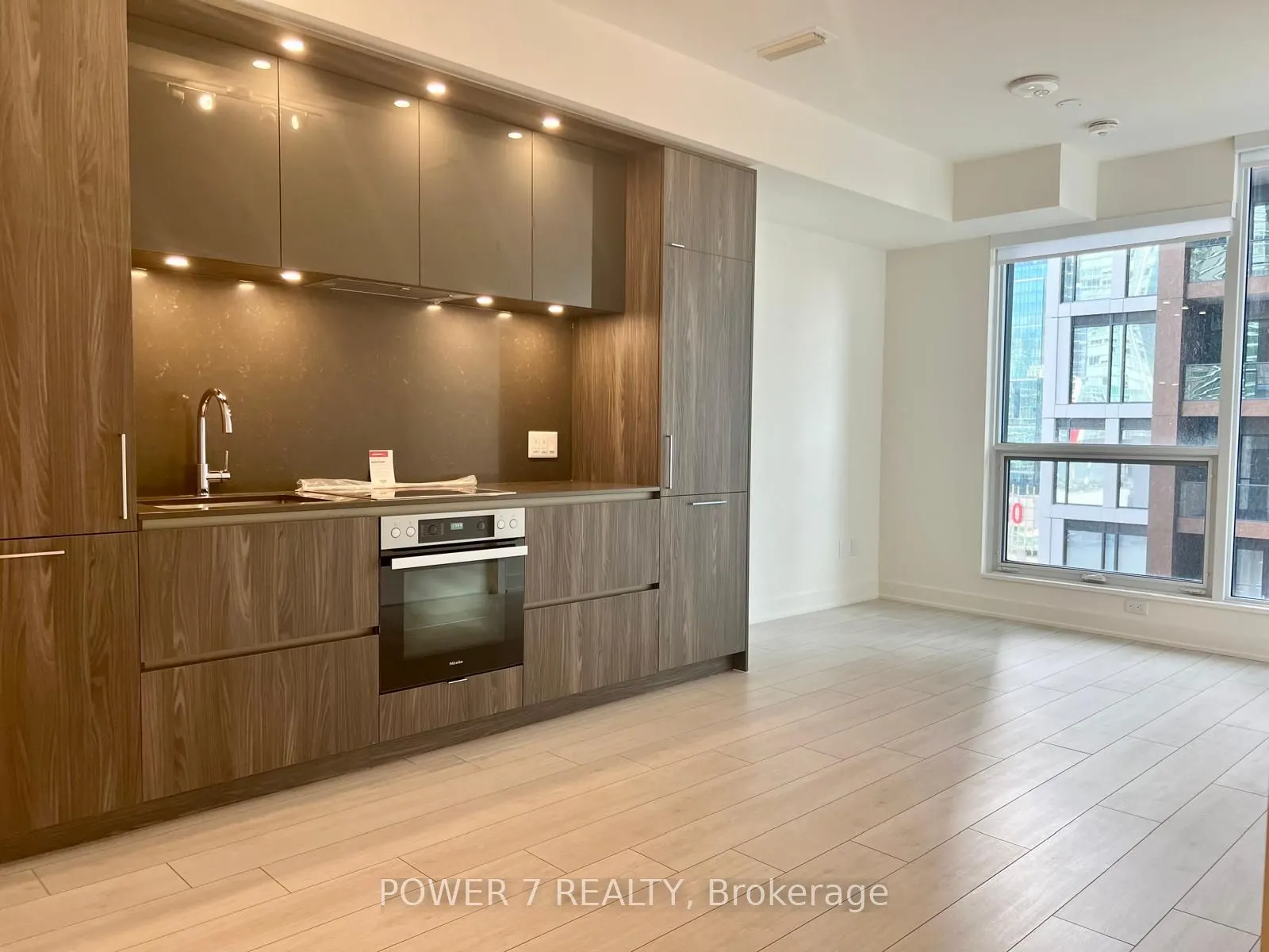 35 Mercer Street #1711