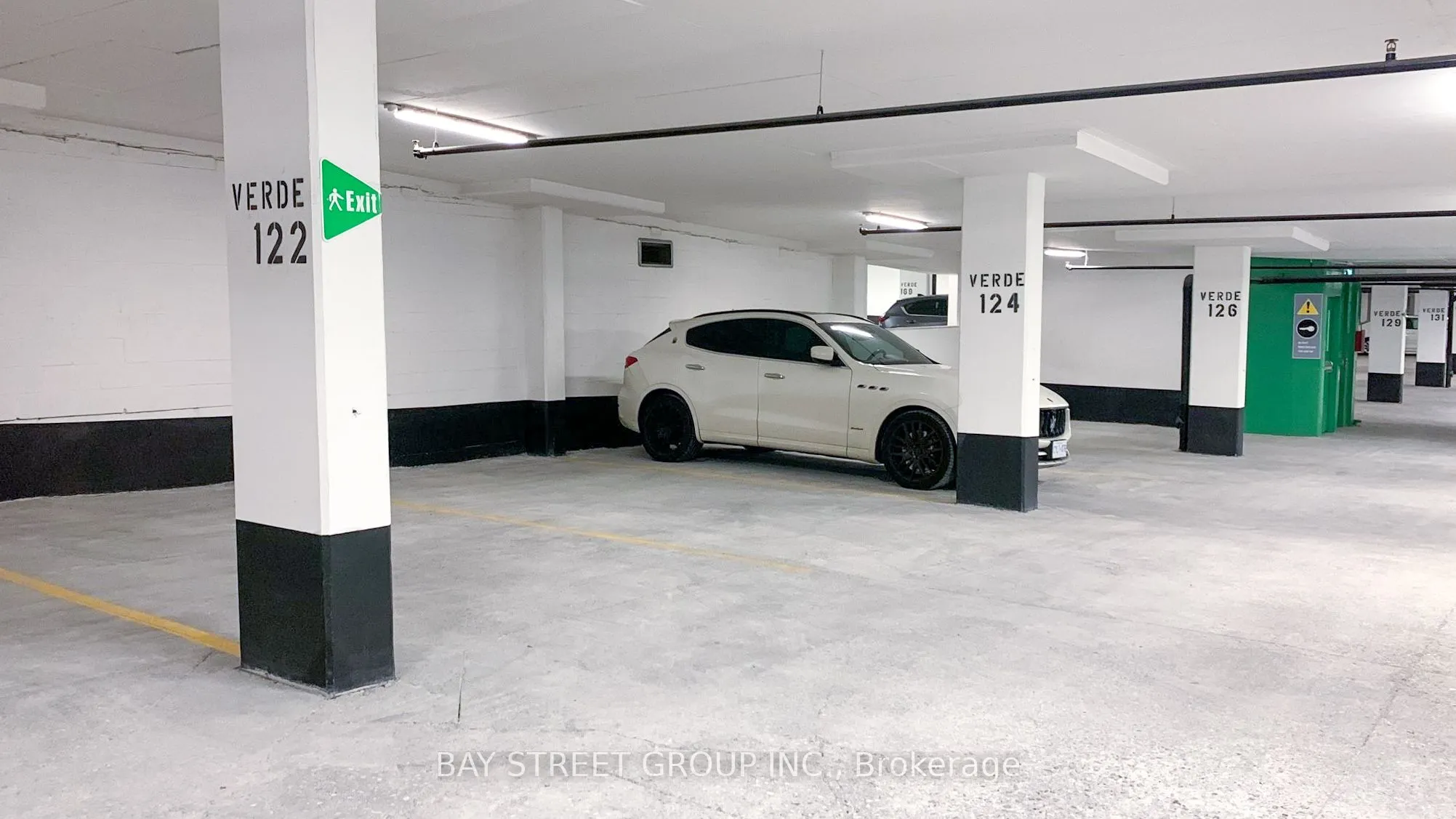 188 Fairview Mall Drive, #2711