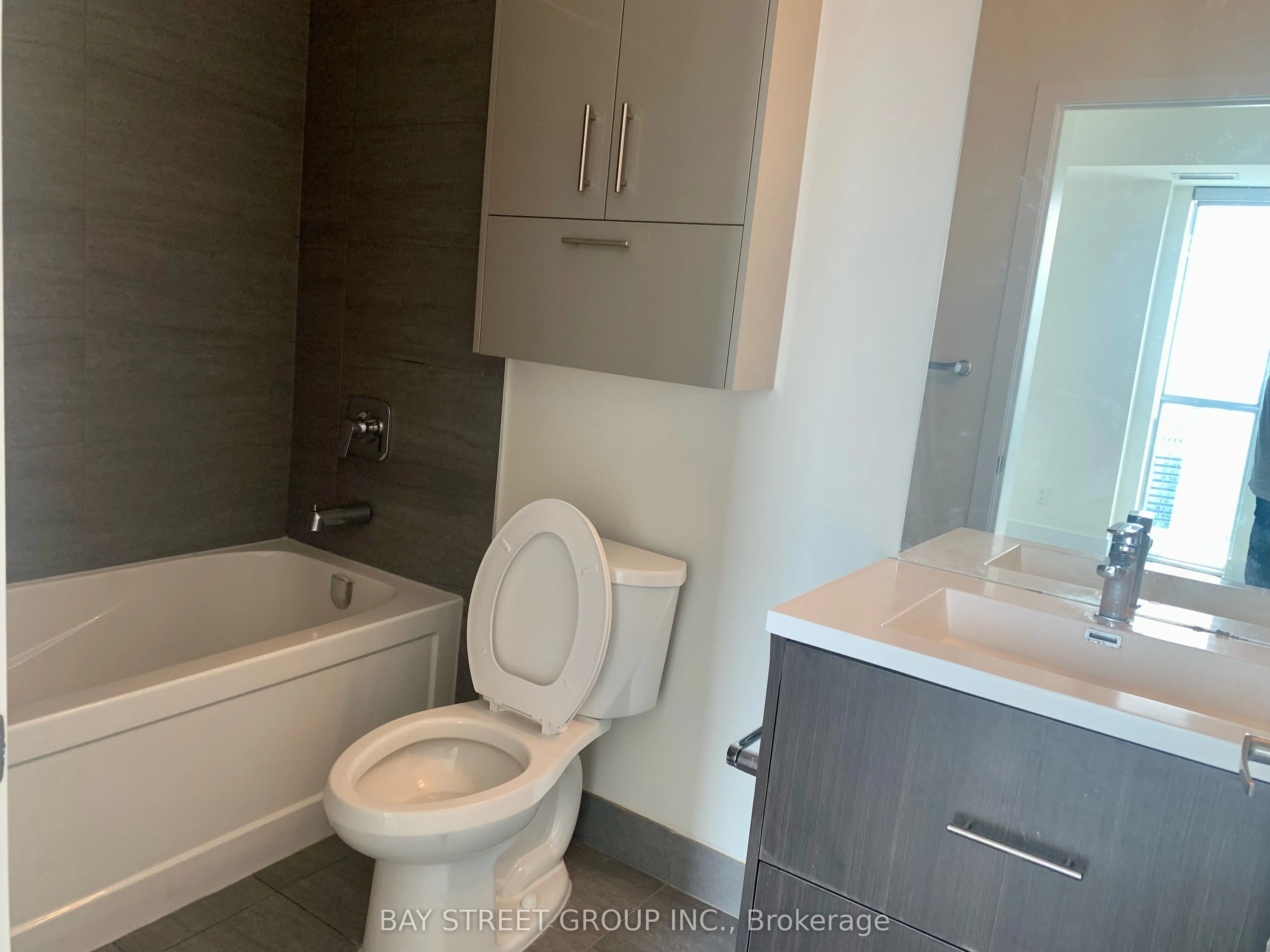 188 Fairview Mall Drive, #2711